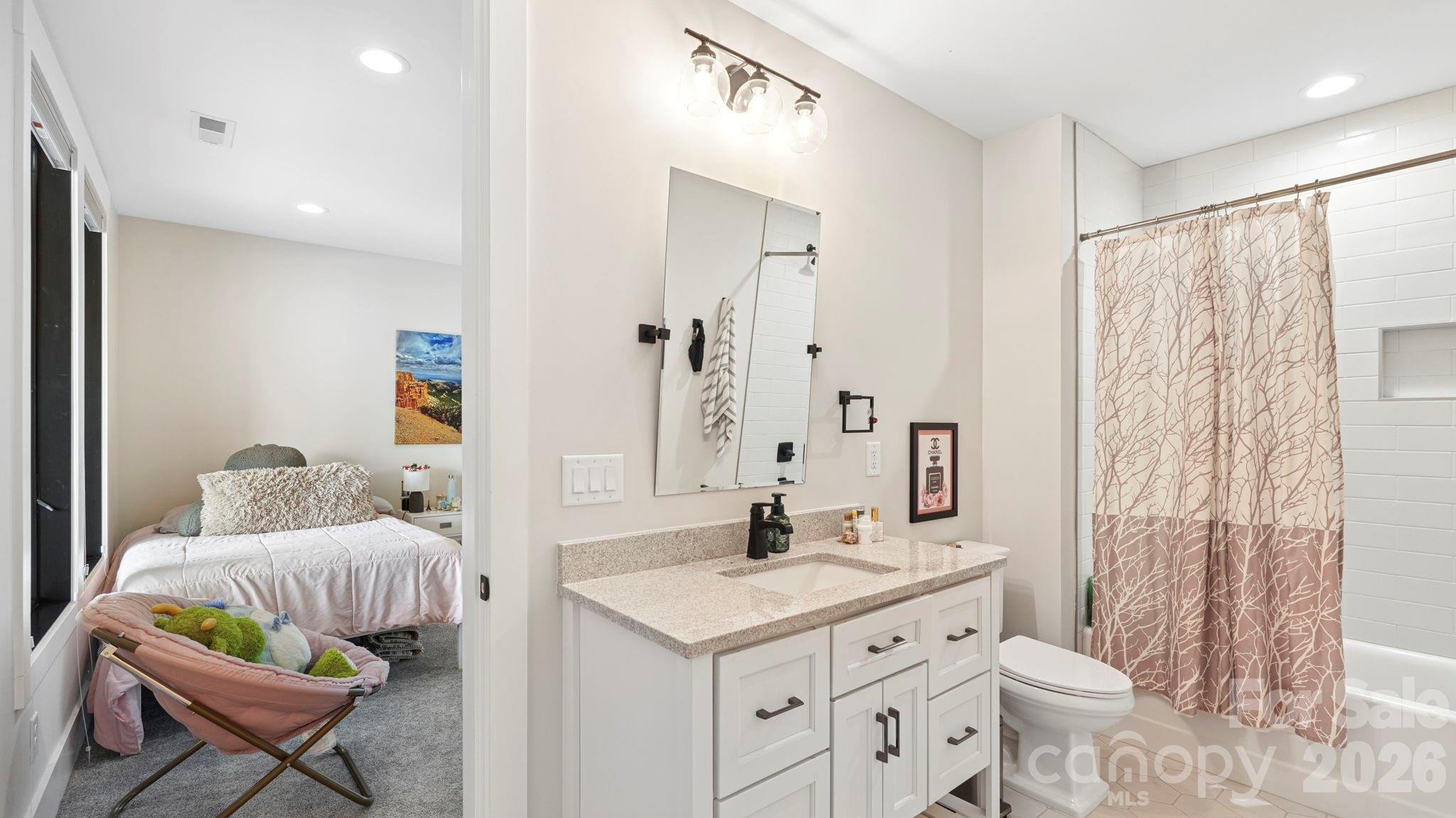 644 Normandy Road — Mooresville