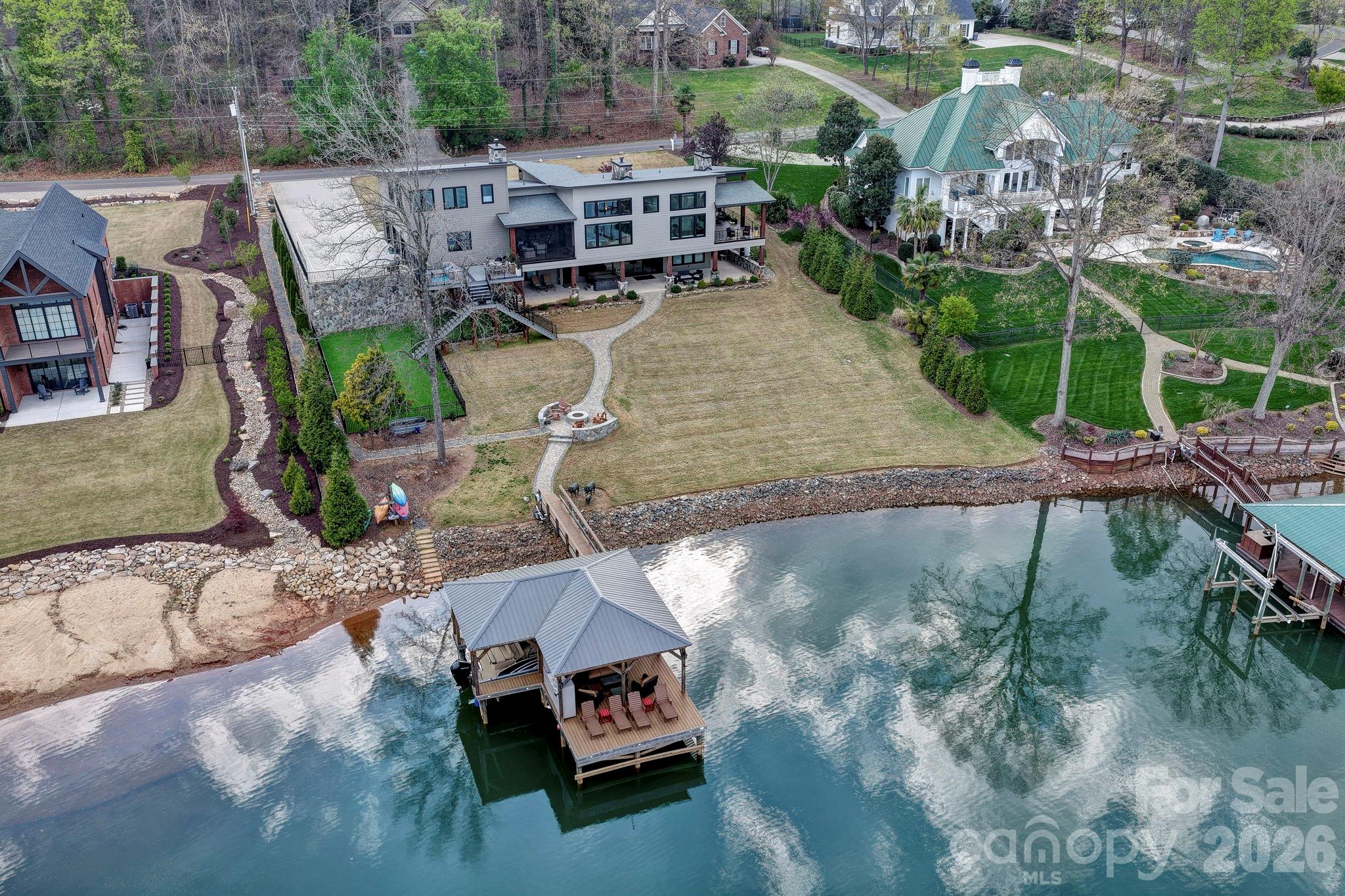 644 Normandy Road — Mooresville