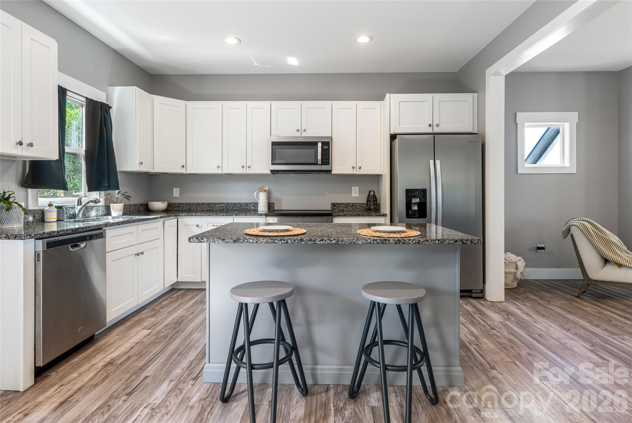 35 Alice Clement Lane — Asheville