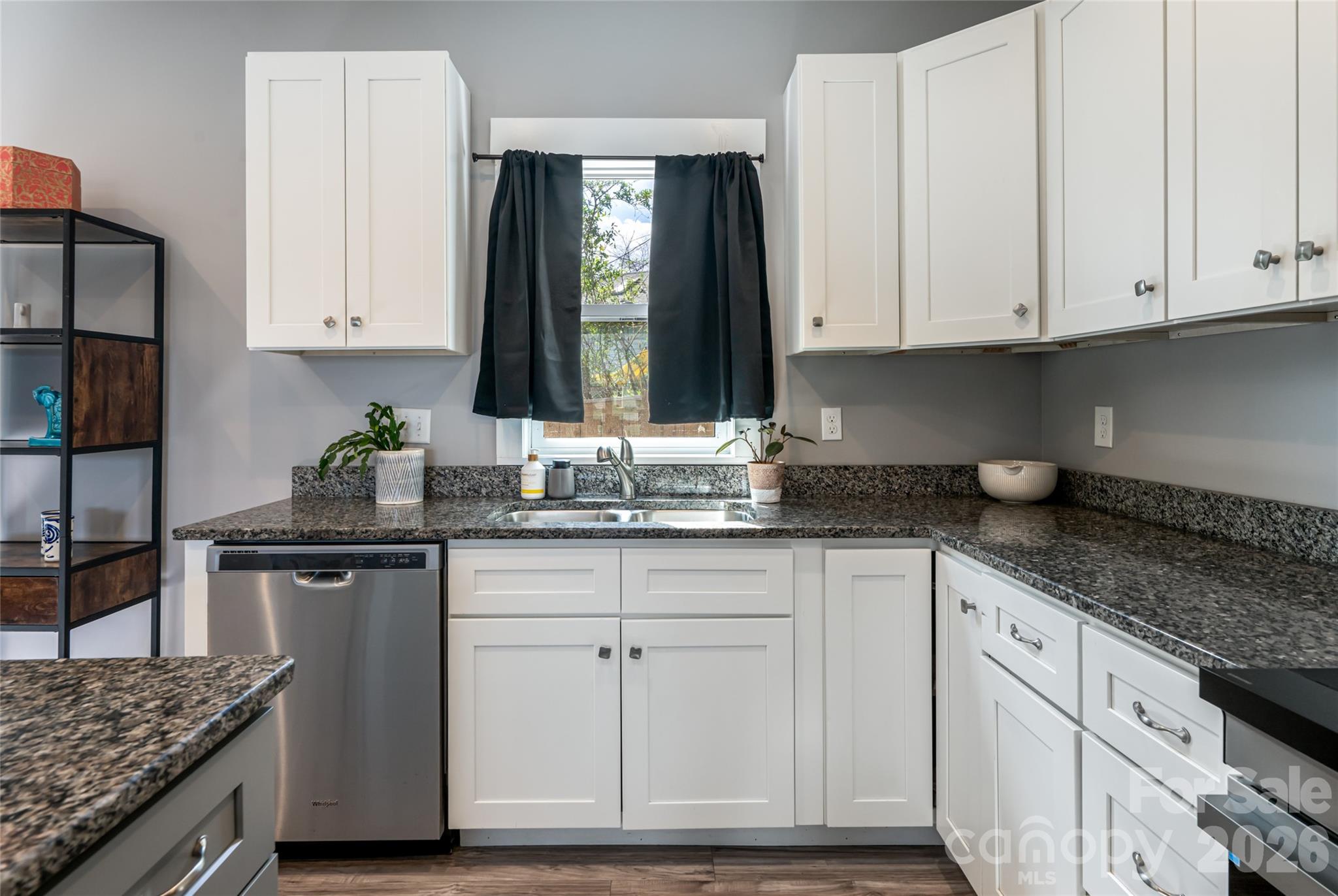 35 Alice Clement Lane — Asheville