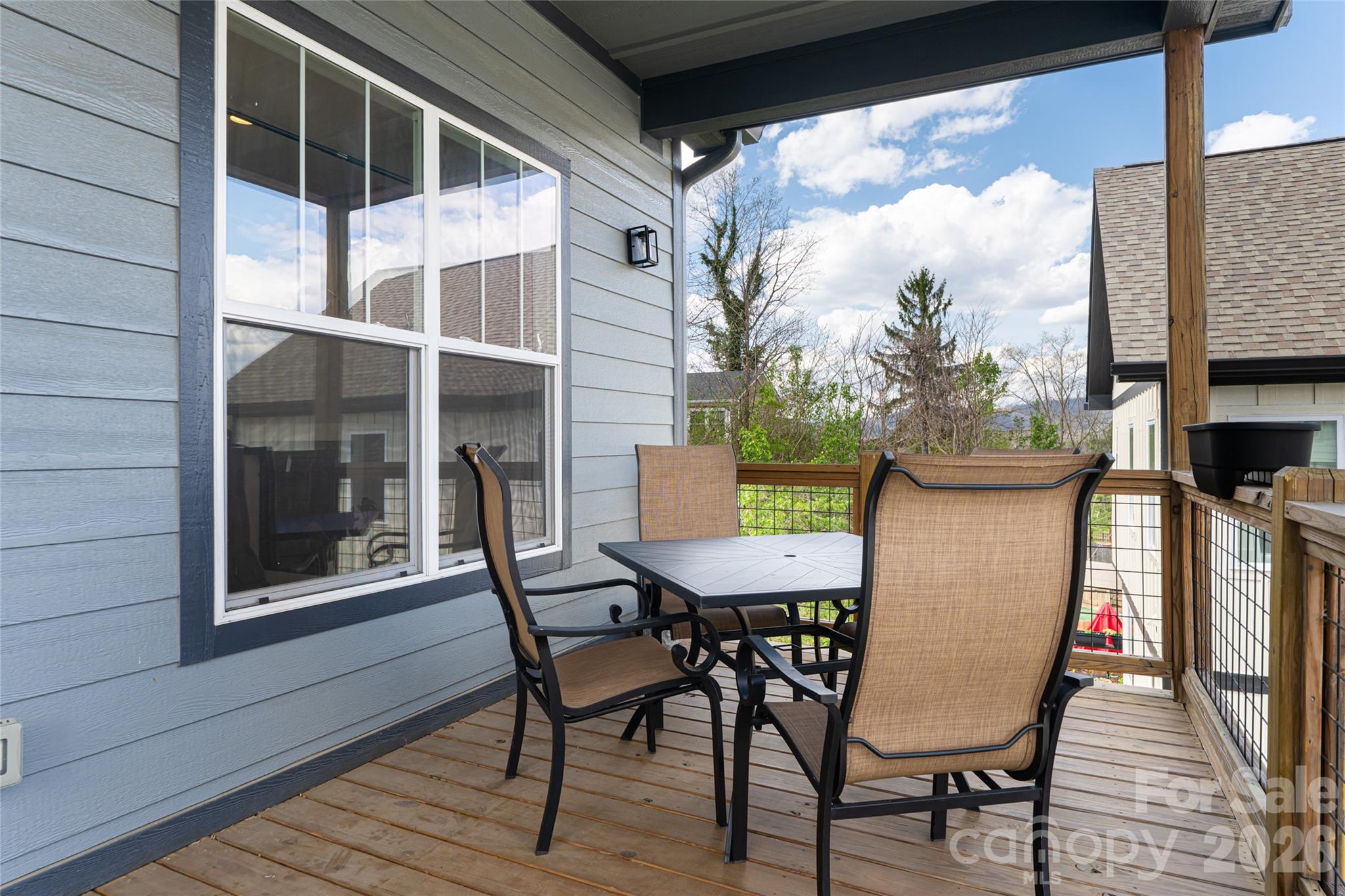 35 Alice Clement Lane — Asheville