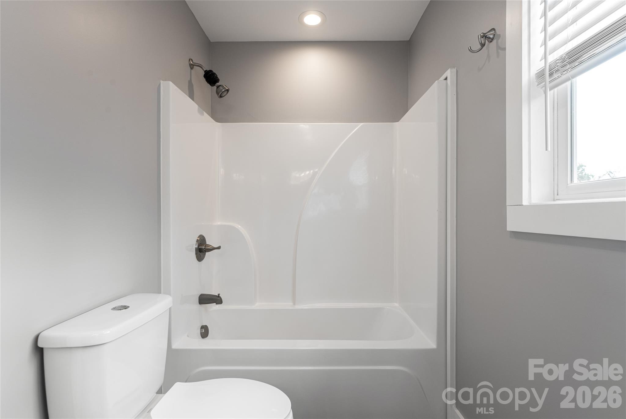 35 Alice Clement Lane — Asheville