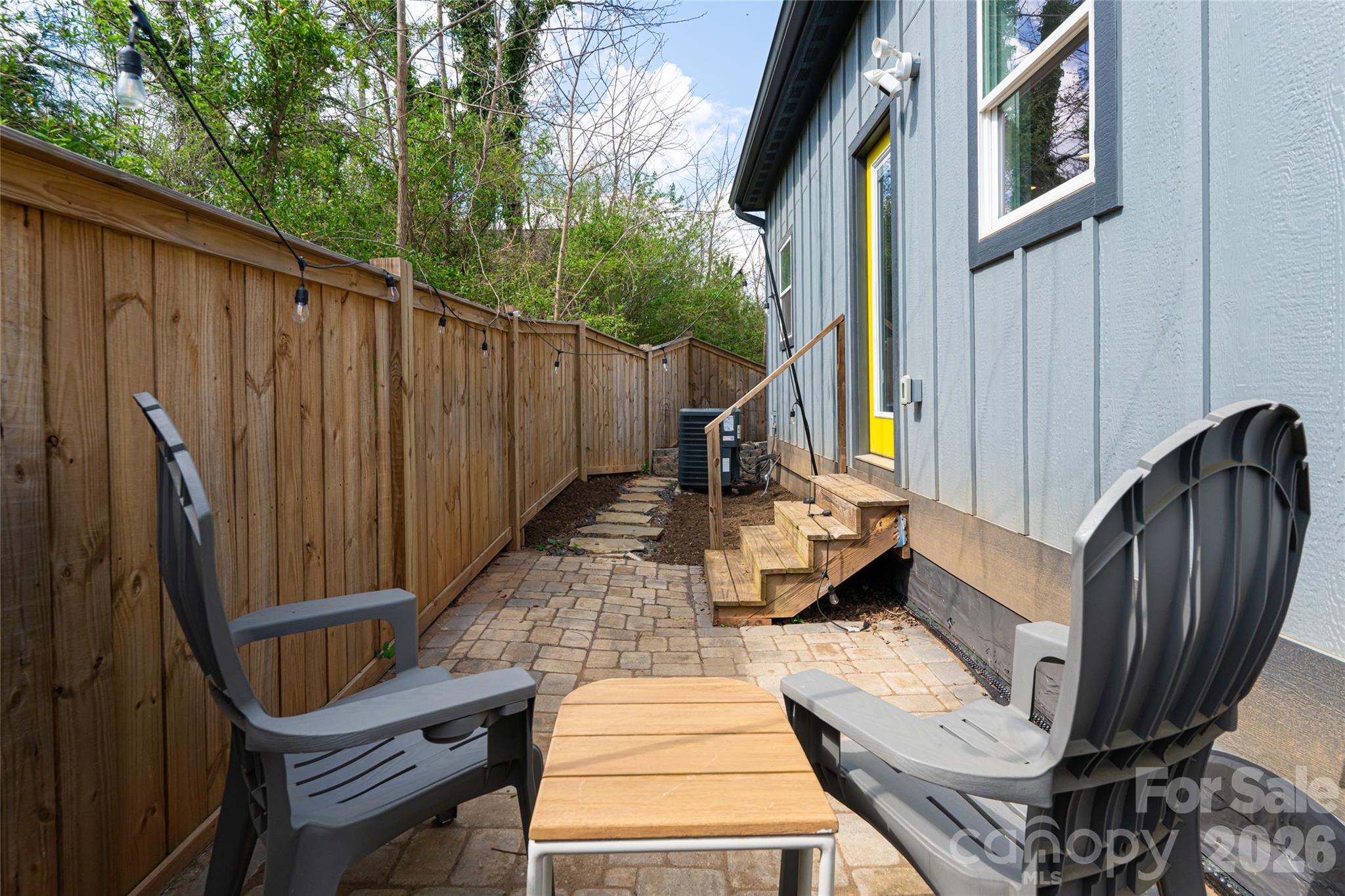 35 Alice Clement Lane — Asheville