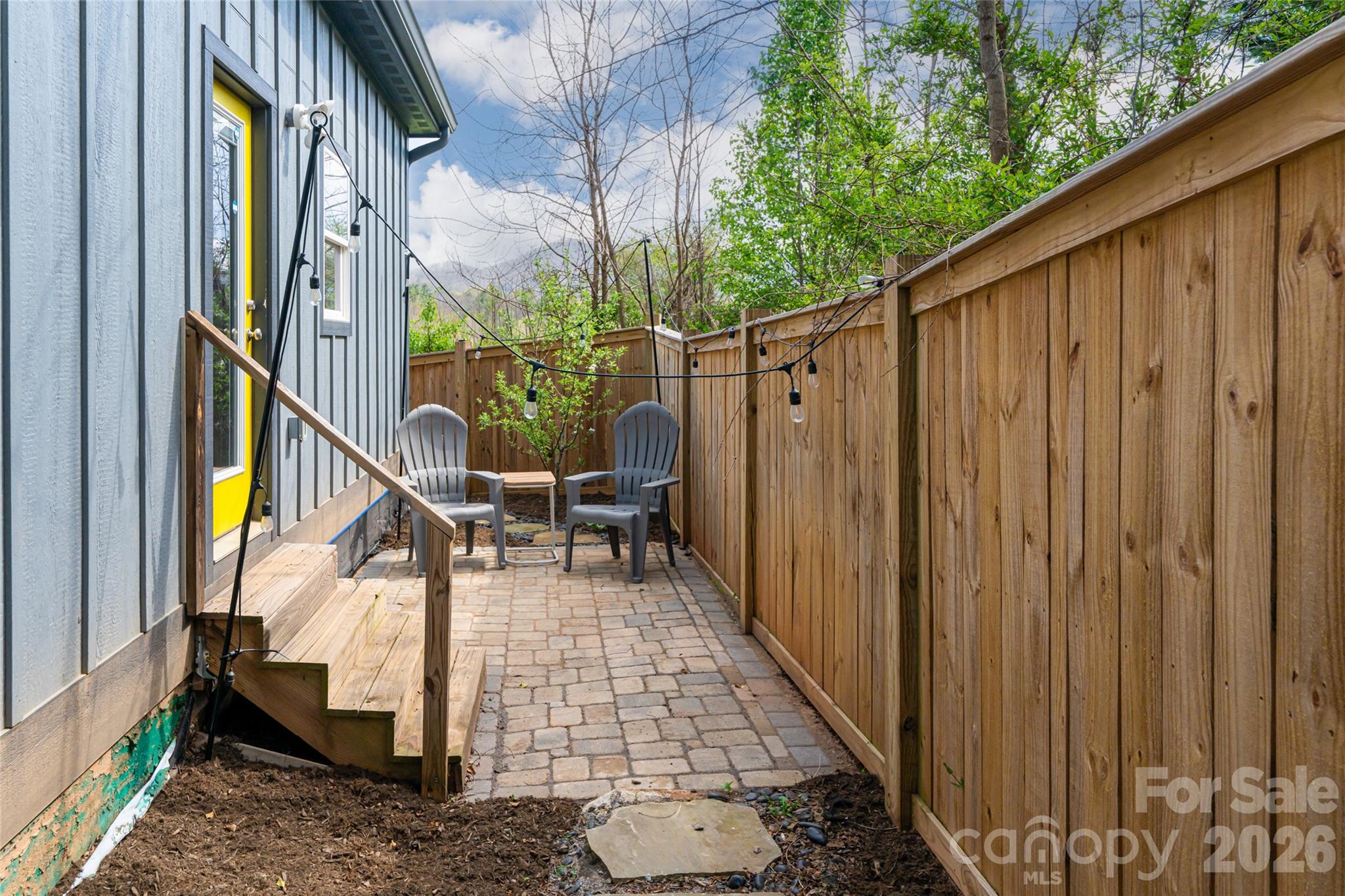 35 Alice Clement Lane — Asheville