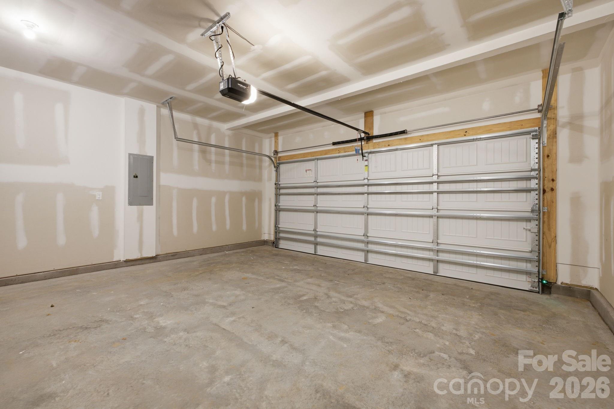 5674 Hagler Loop — Catawba