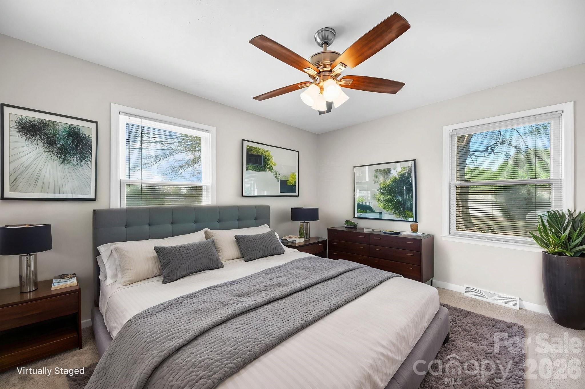 164 New York Avenue — Peachland