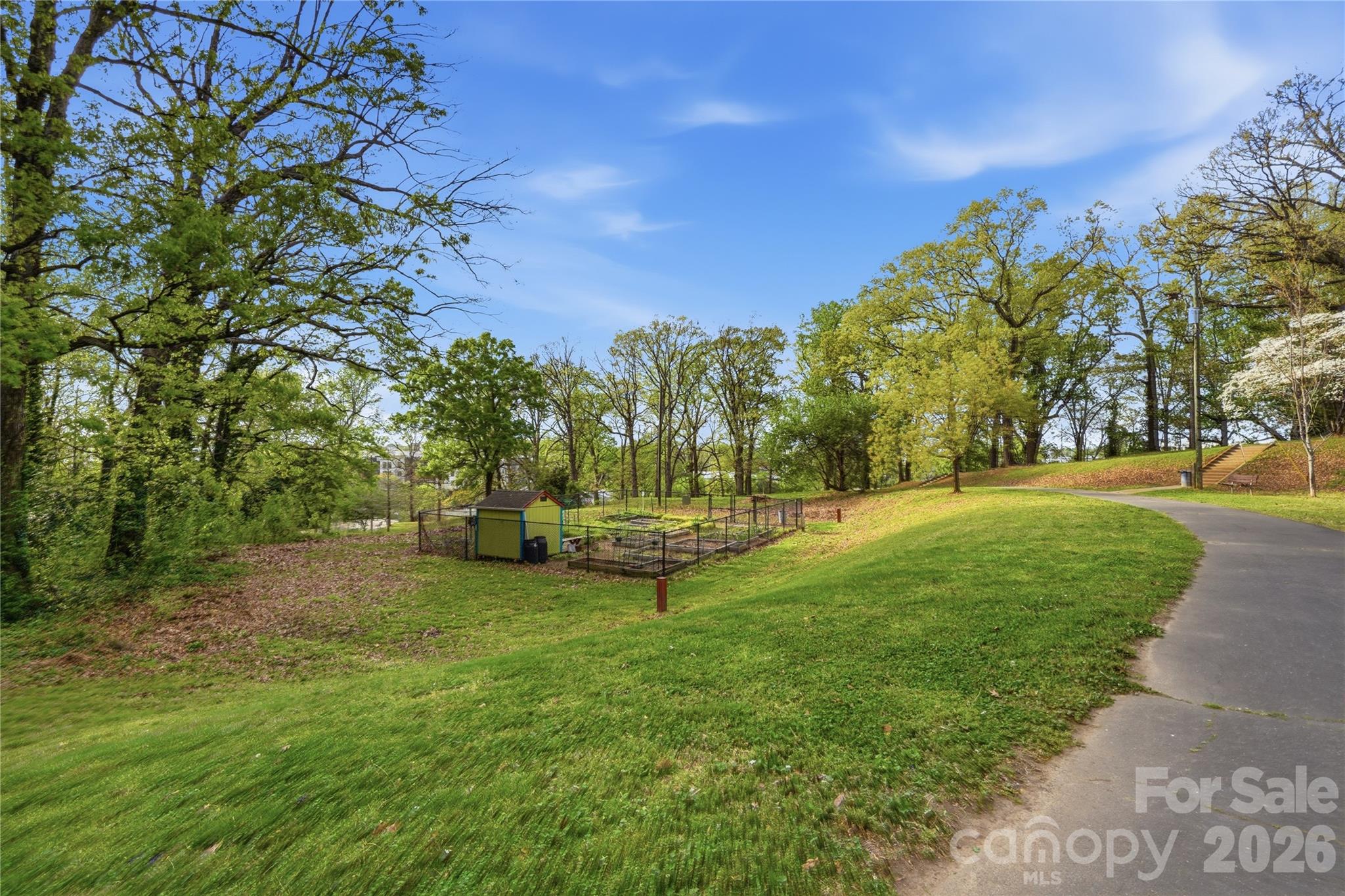 1815 Seigle Avenue — Charlotte