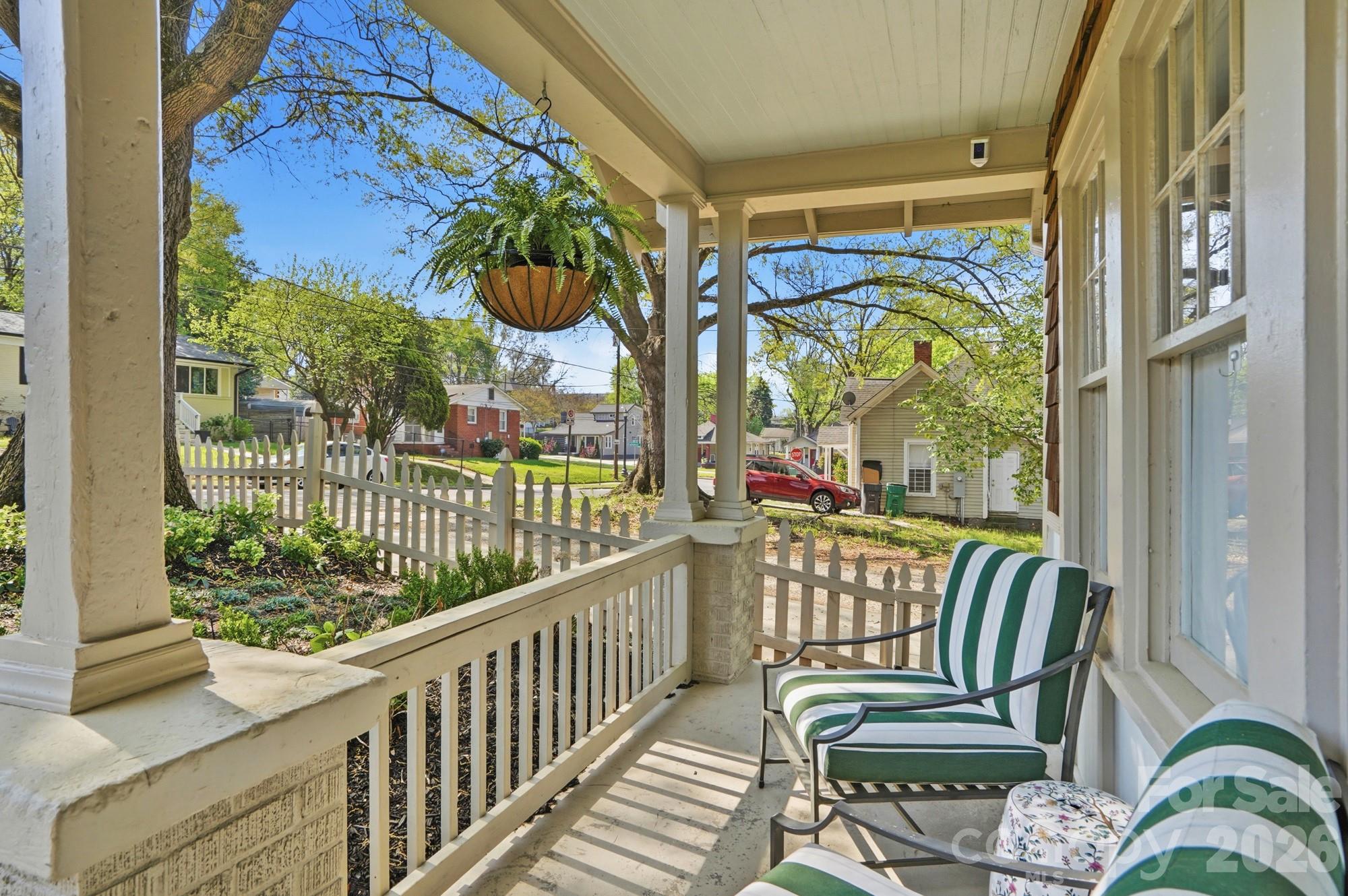 1815 Seigle Avenue — Charlotte