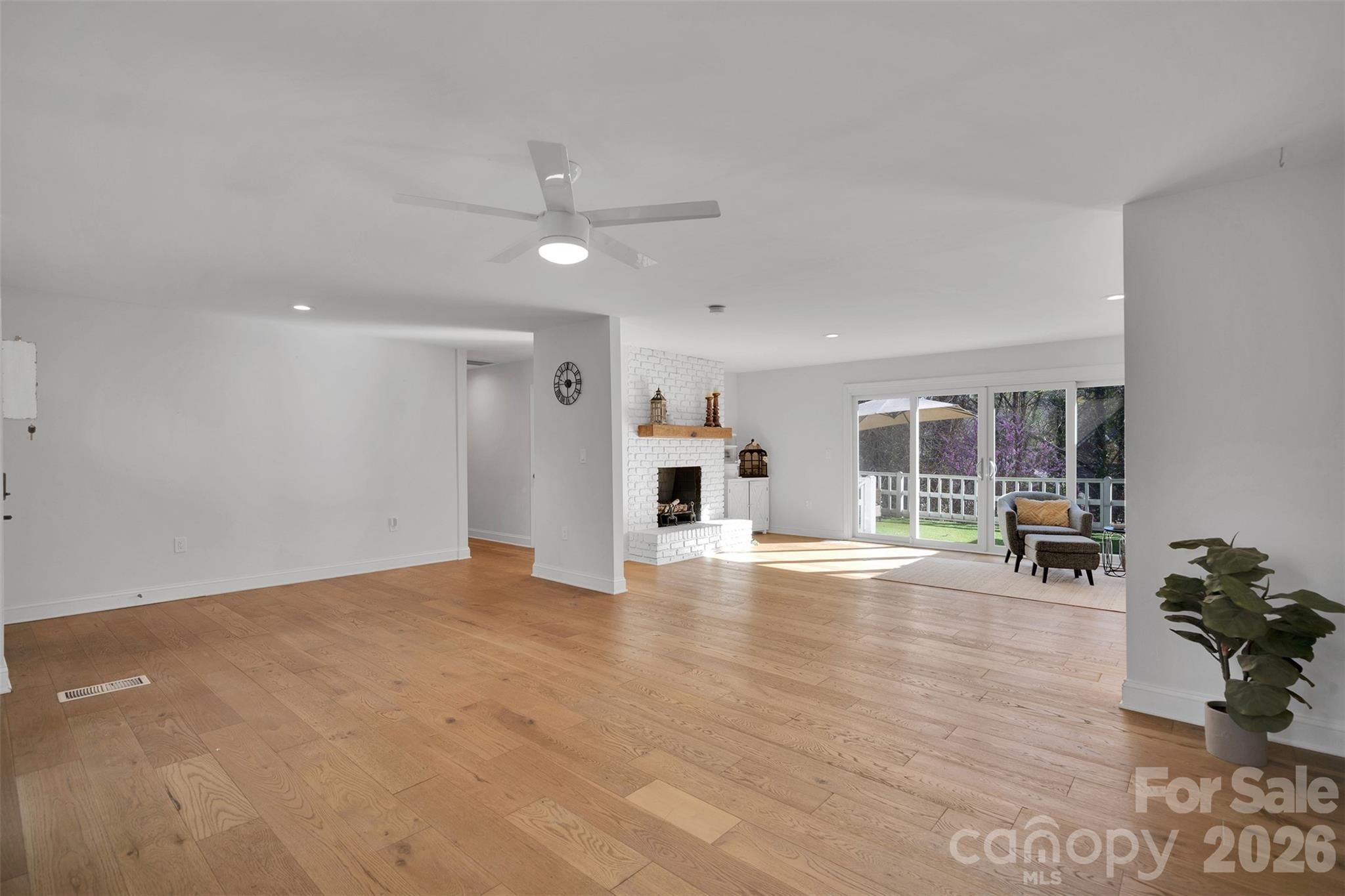 301 Hillandale Drive — Charlotte