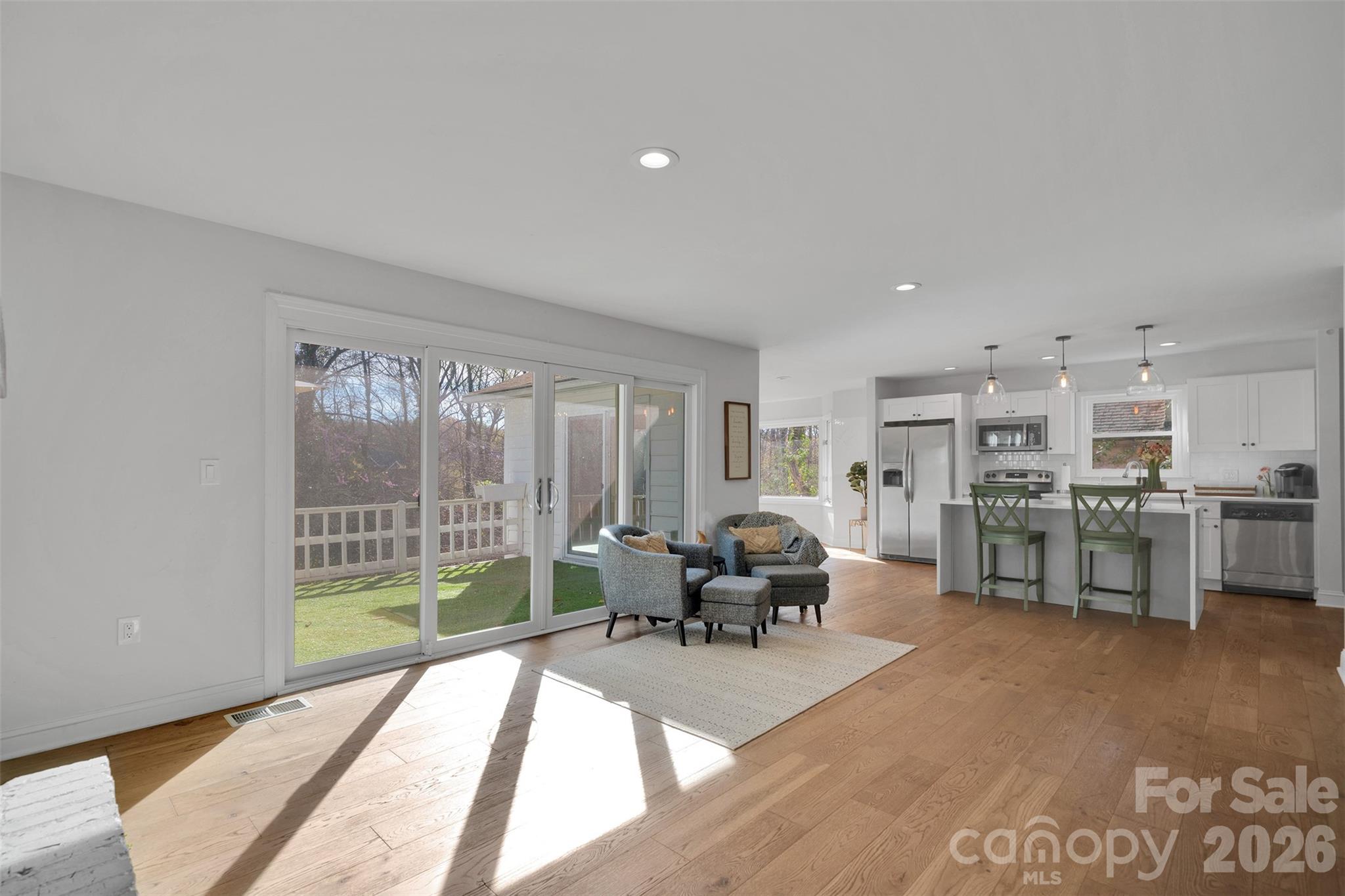 301 Hillandale Drive — Charlotte