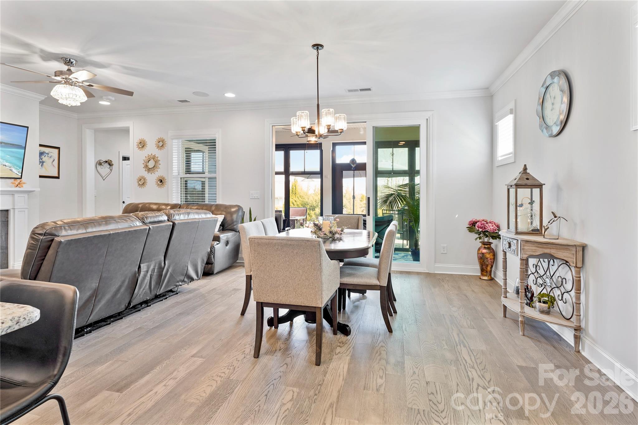 445 Bowline Drive — Denver