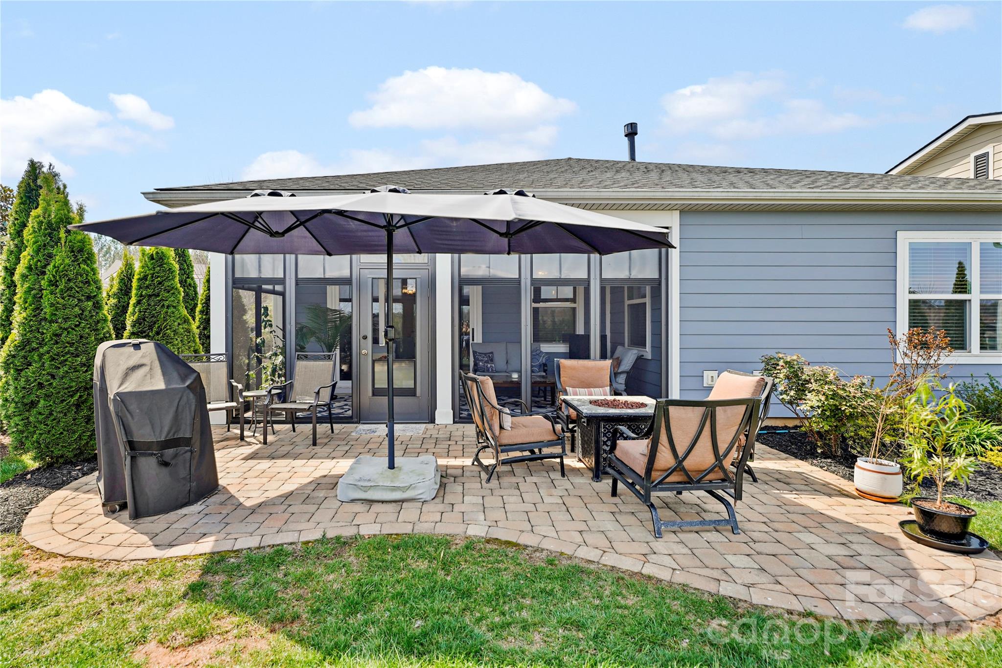 445 Bowline Drive — Denver