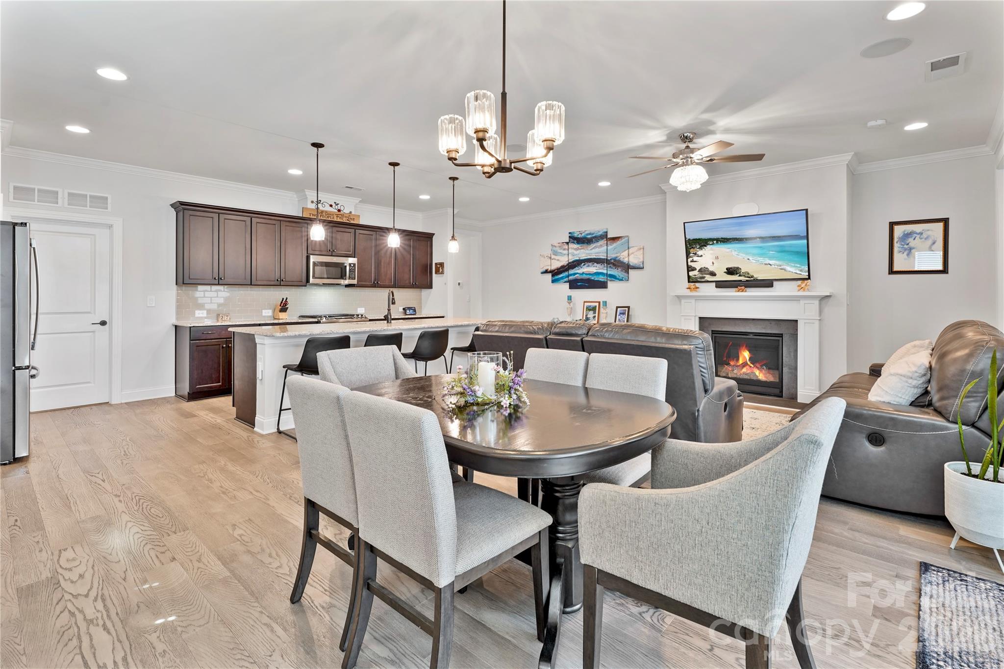445 Bowline Drive — Denver