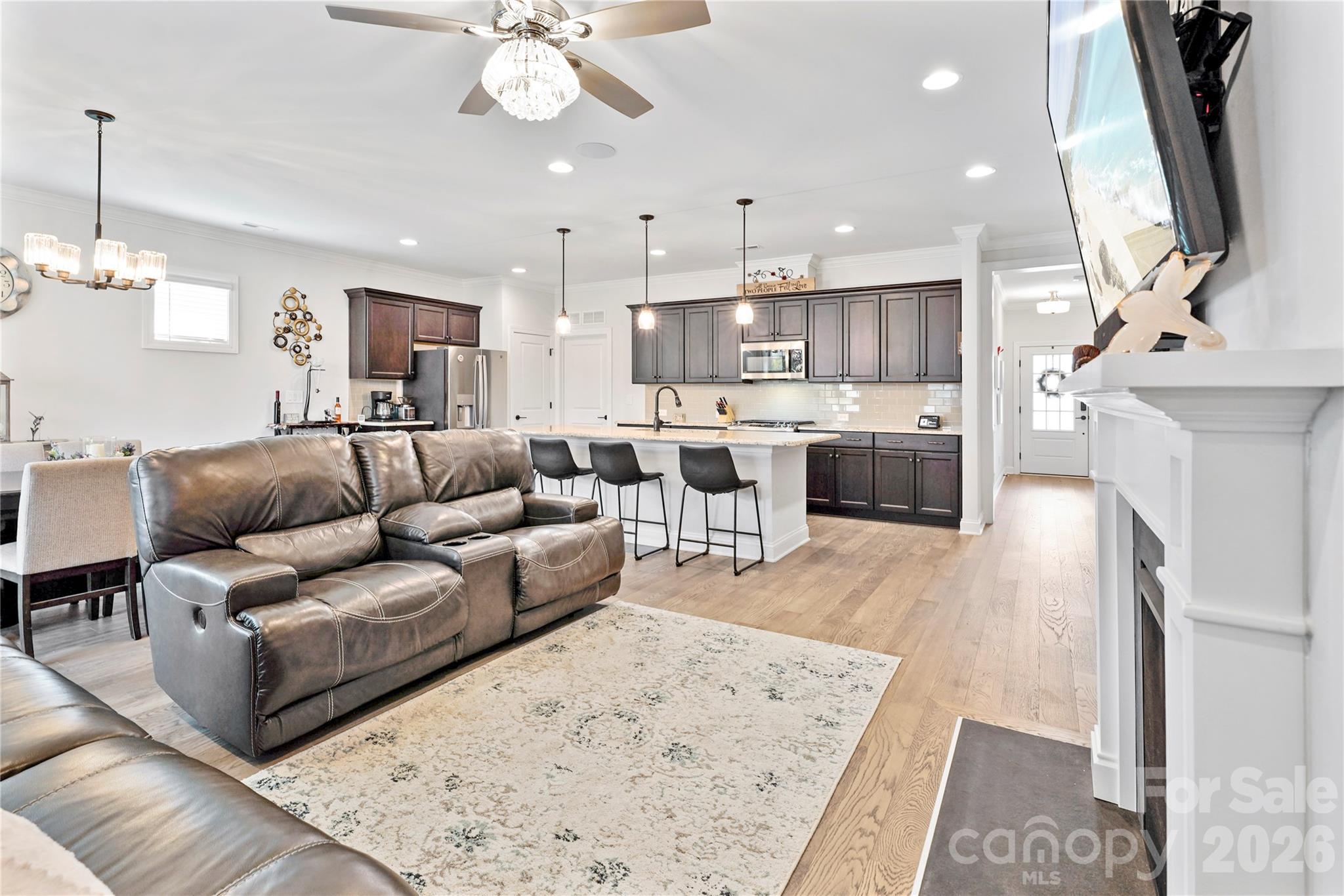 445 Bowline Drive — Denver