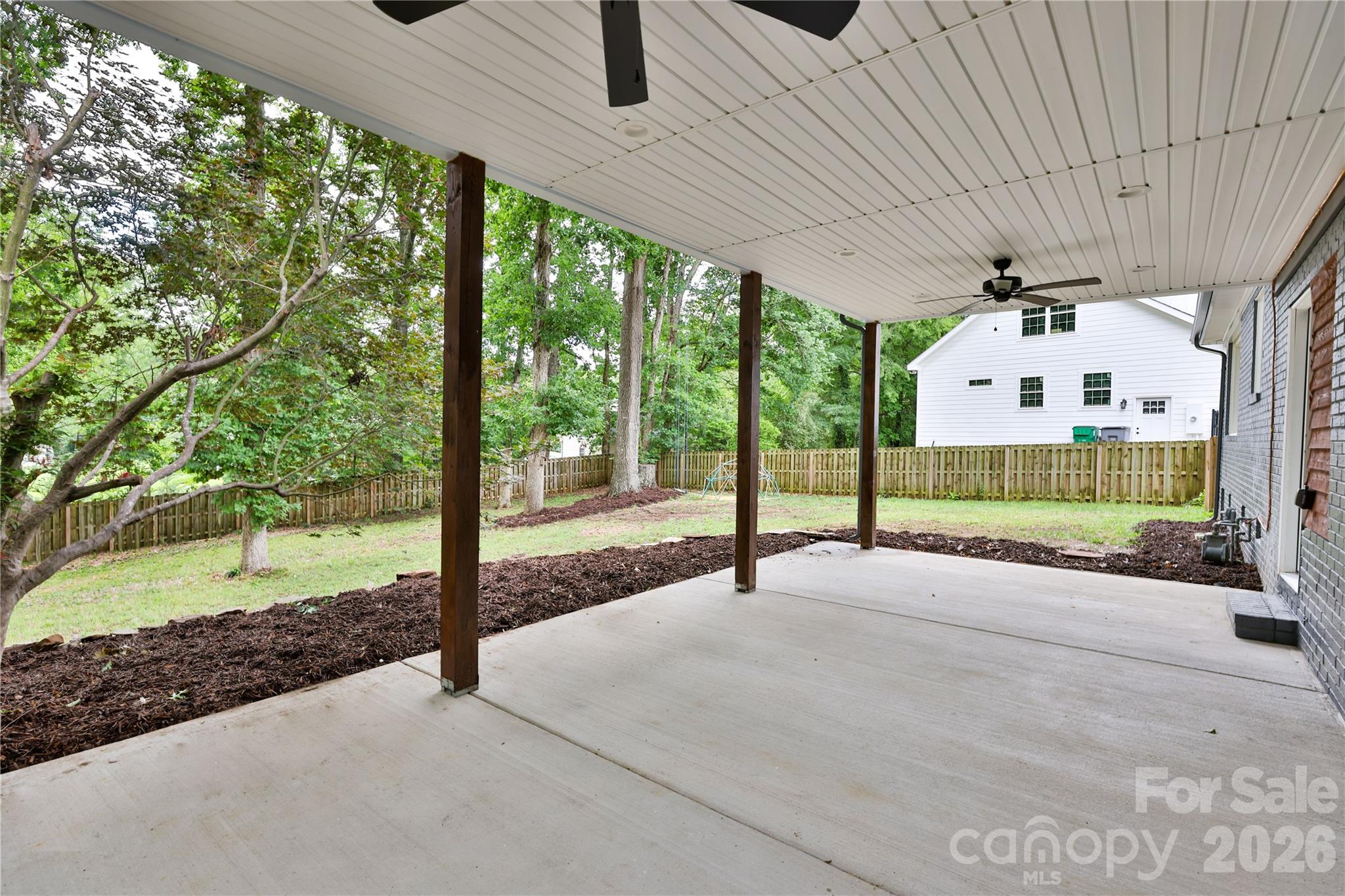 6721 Knightswood Drive — Charlotte