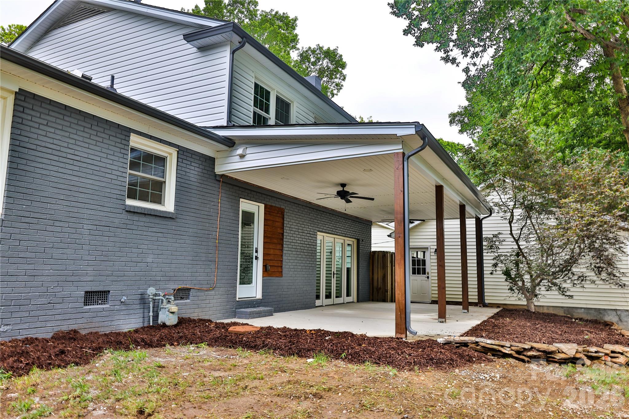 6721 Knightswood Drive — Charlotte