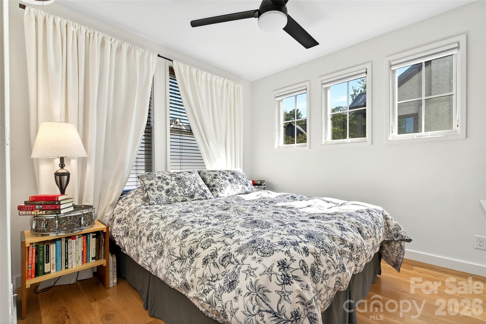 9 Fay Jones Lane — Black Mountain