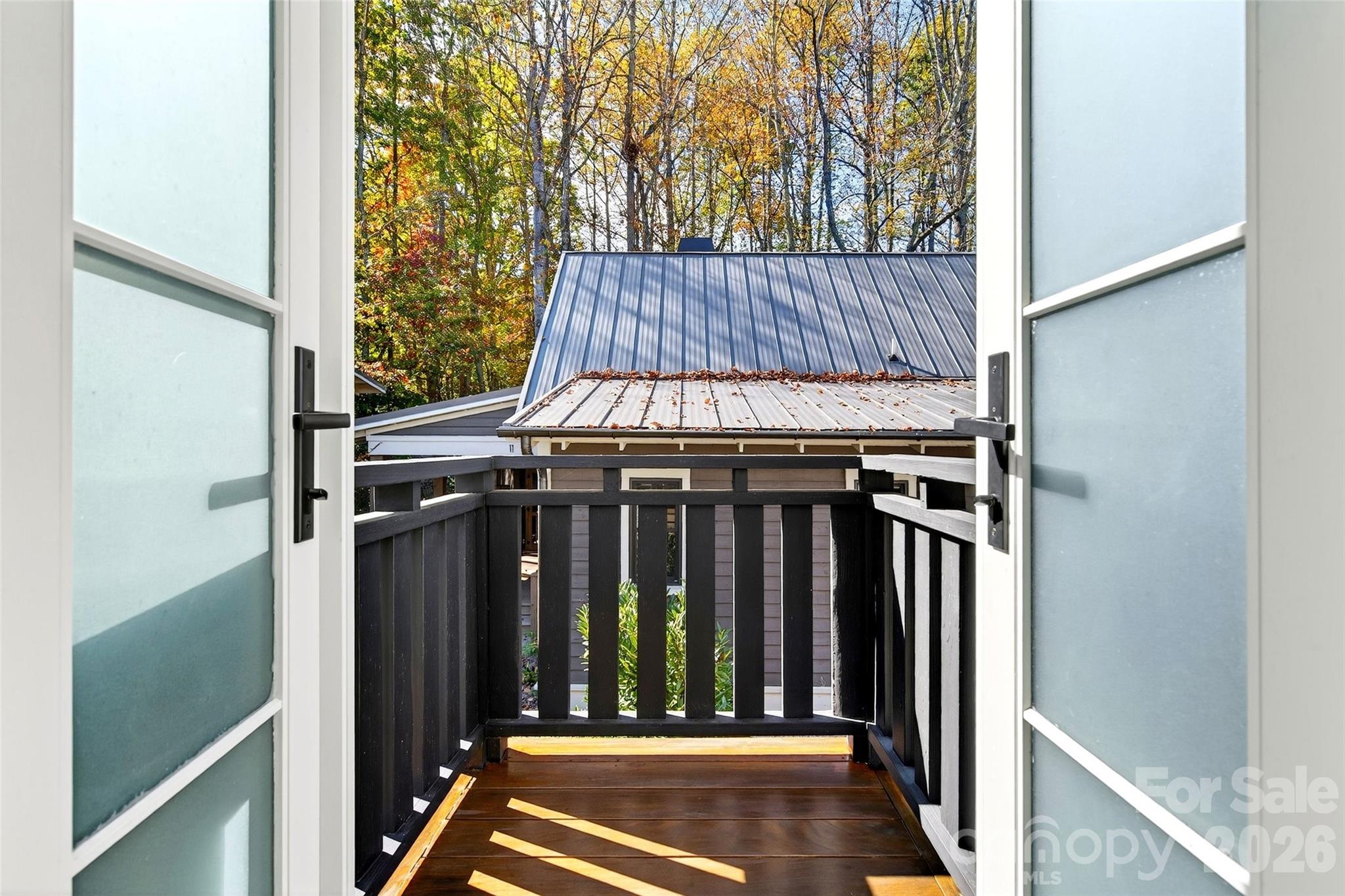 9 Fay Jones Lane — Black Mountain