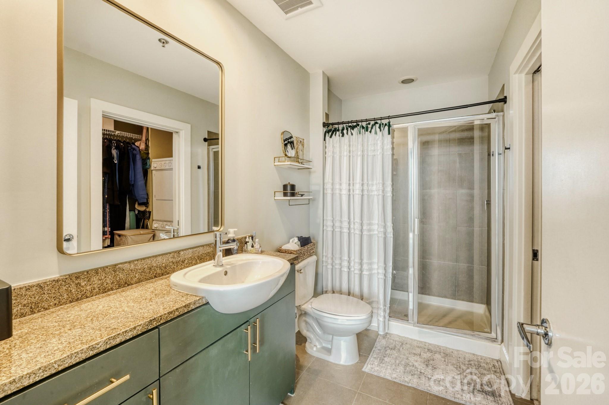333 W Trade Street W #1105 — Charlotte