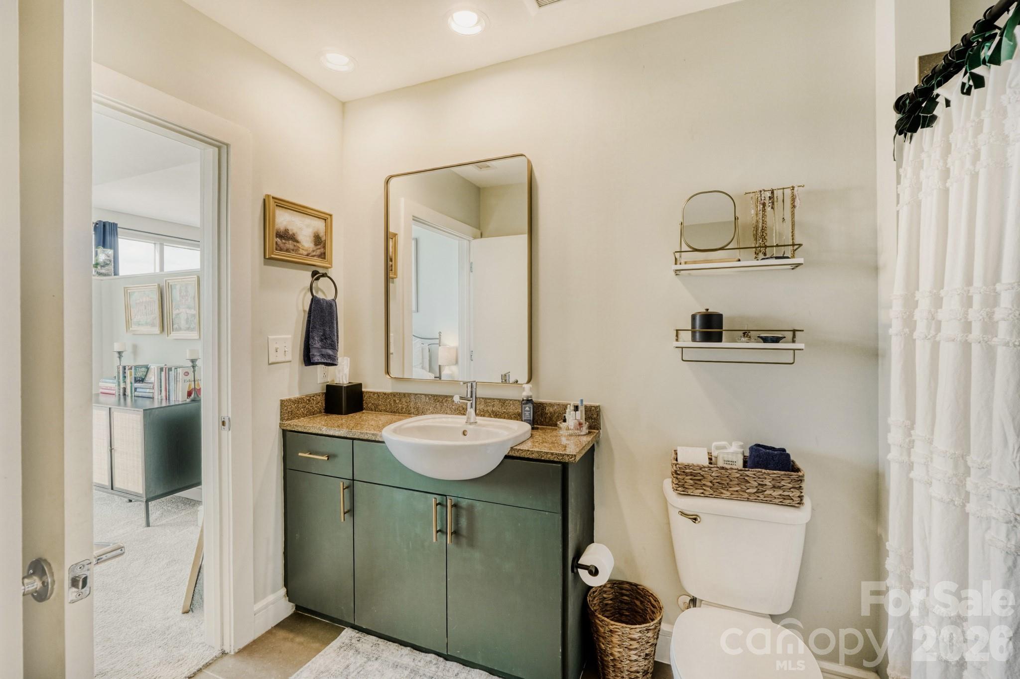 333 W Trade Street W #1105 — Charlotte