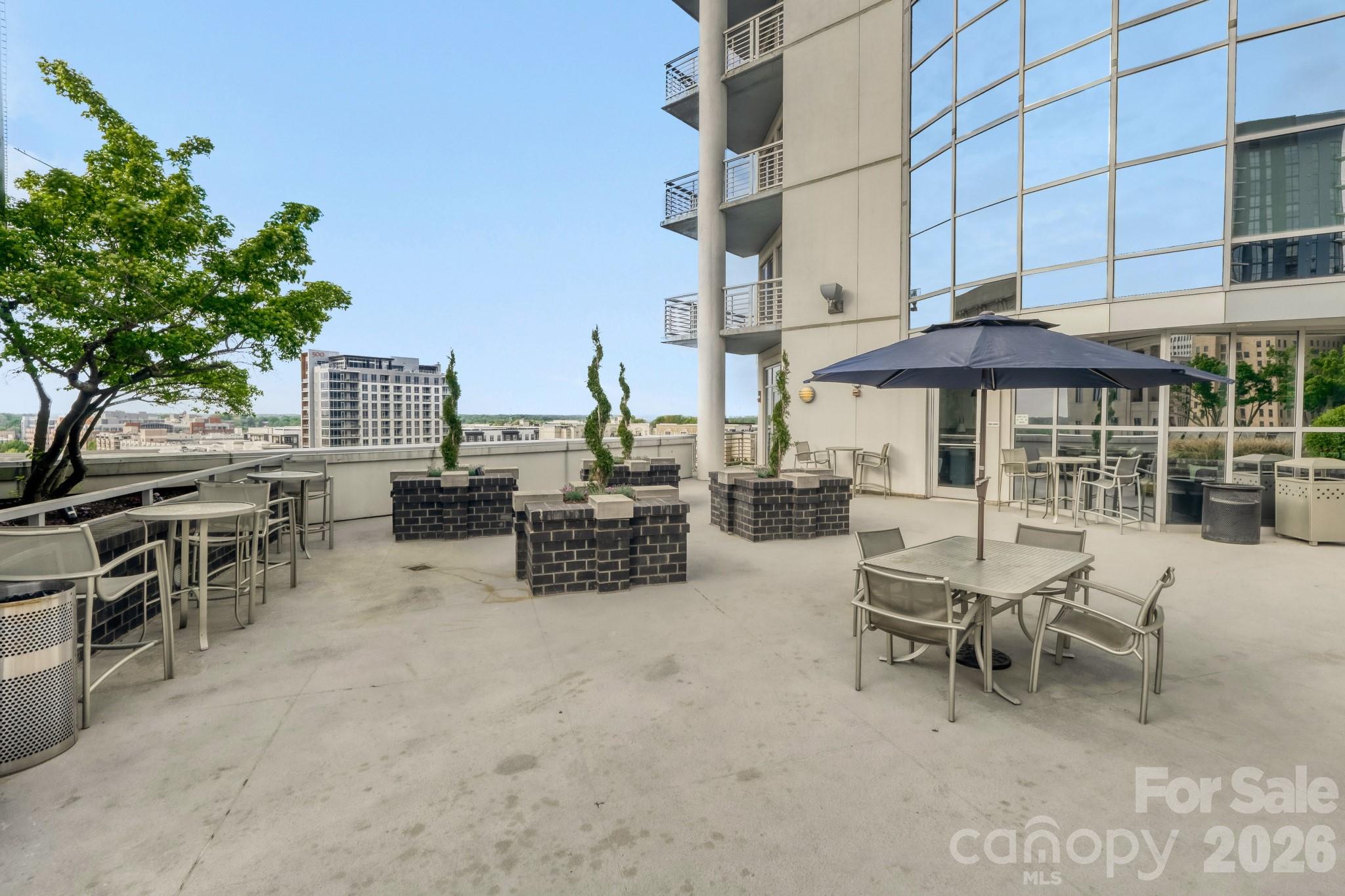 333 W Trade Street W #1105 — Charlotte