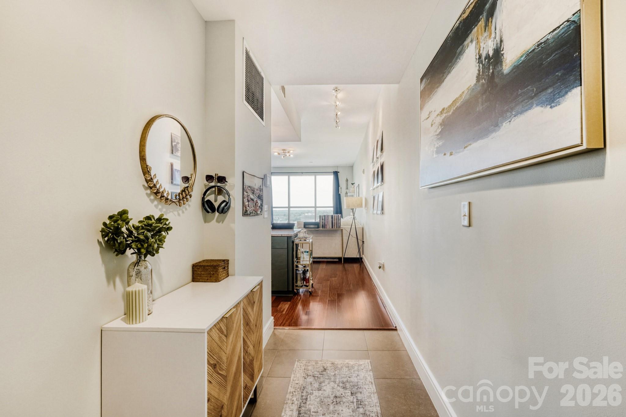 333 W Trade Street W #1105 — Charlotte