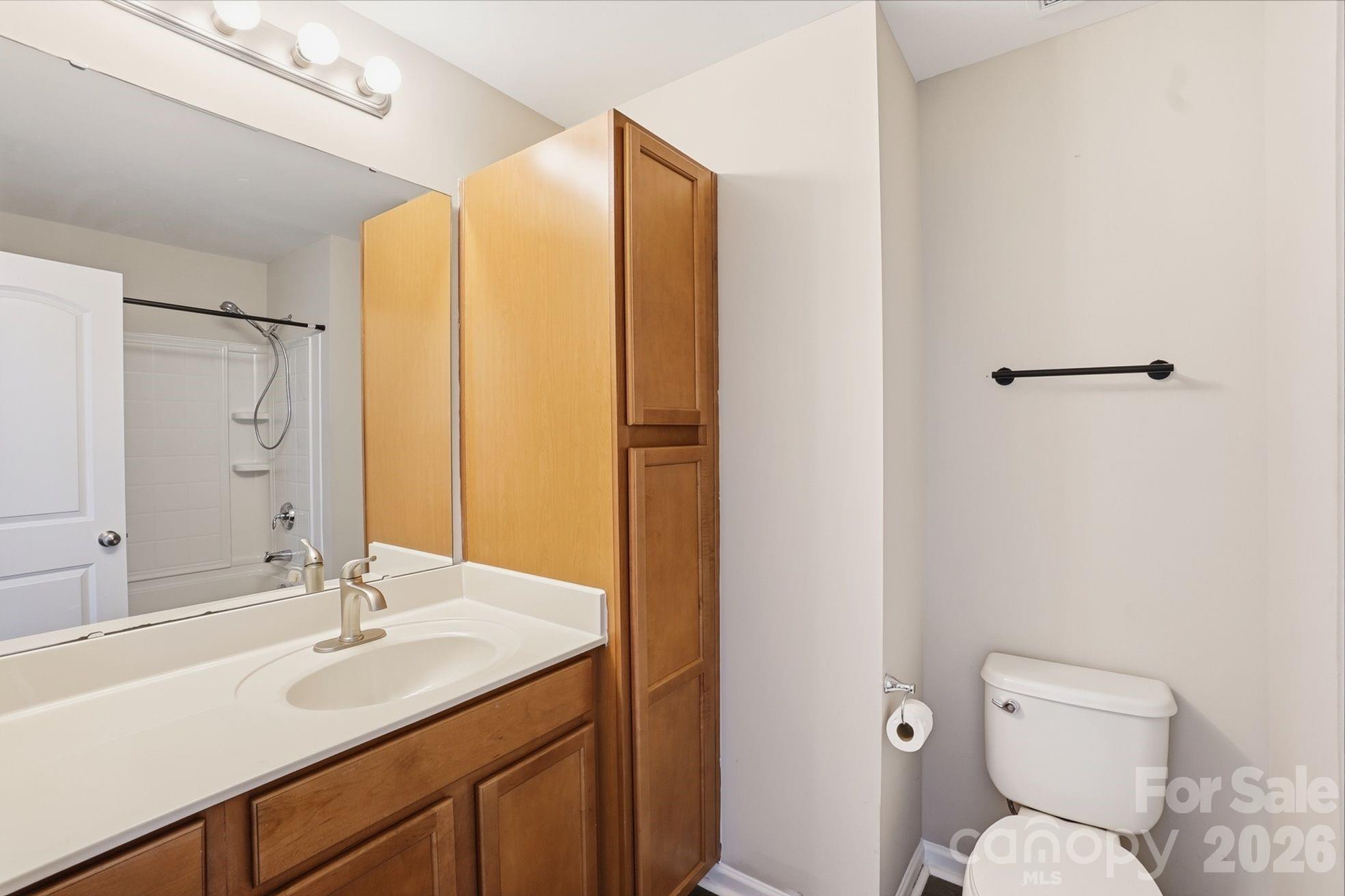 2095 Shady Pond Drive — Clover