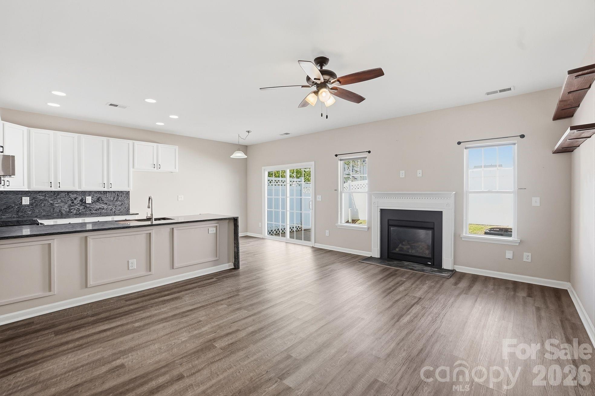 2095 Shady Pond Drive — Clover