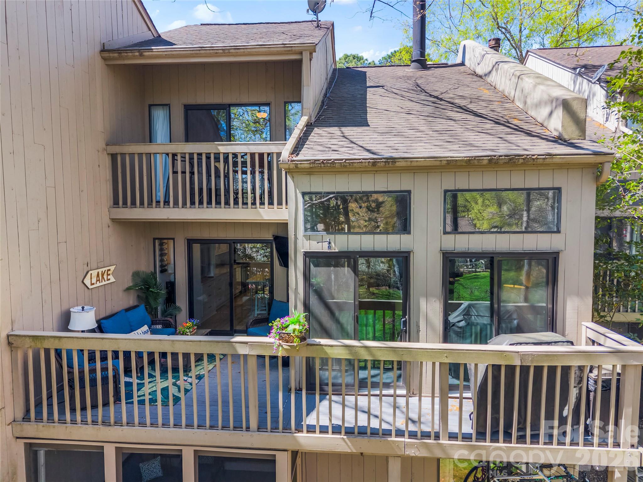 133 Pine Grove Circle — Clover
