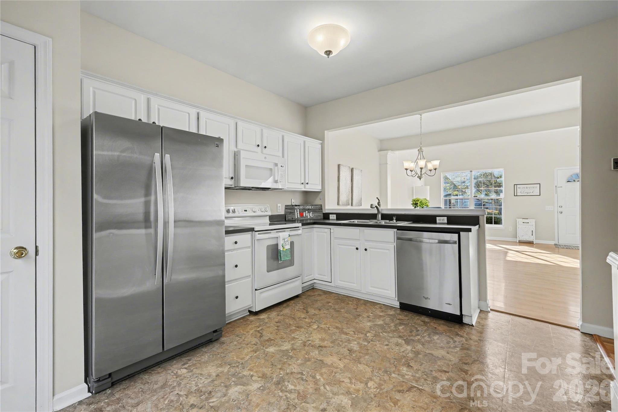 6930 Beverly Springs Drive — Charlotte