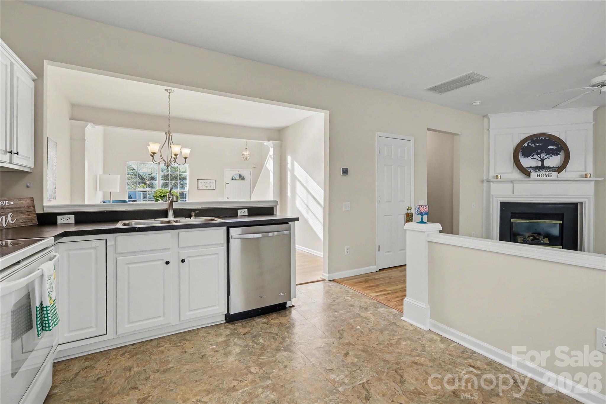 6930 Beverly Springs Drive — Charlotte