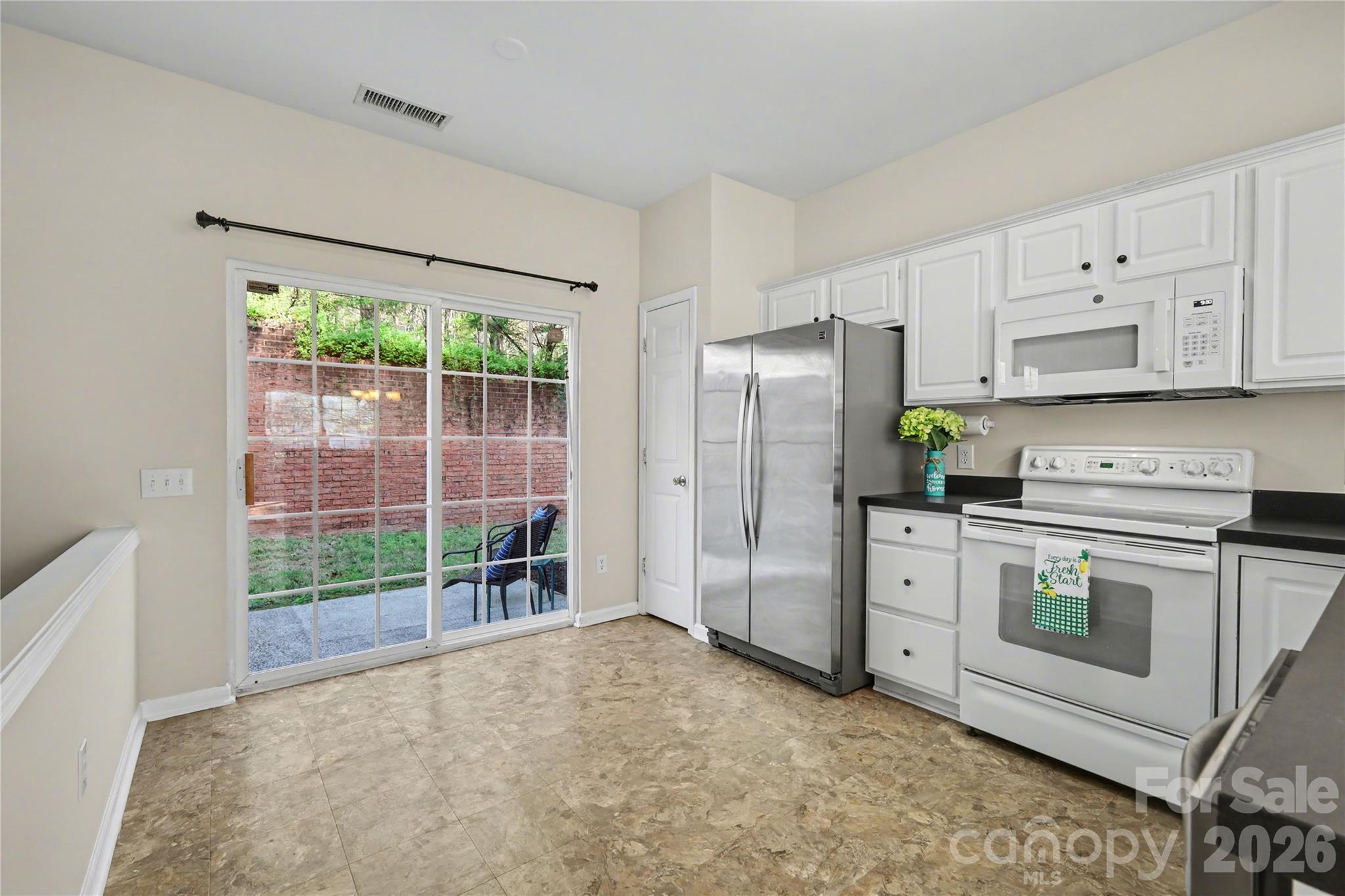 6930 Beverly Springs Drive — Charlotte