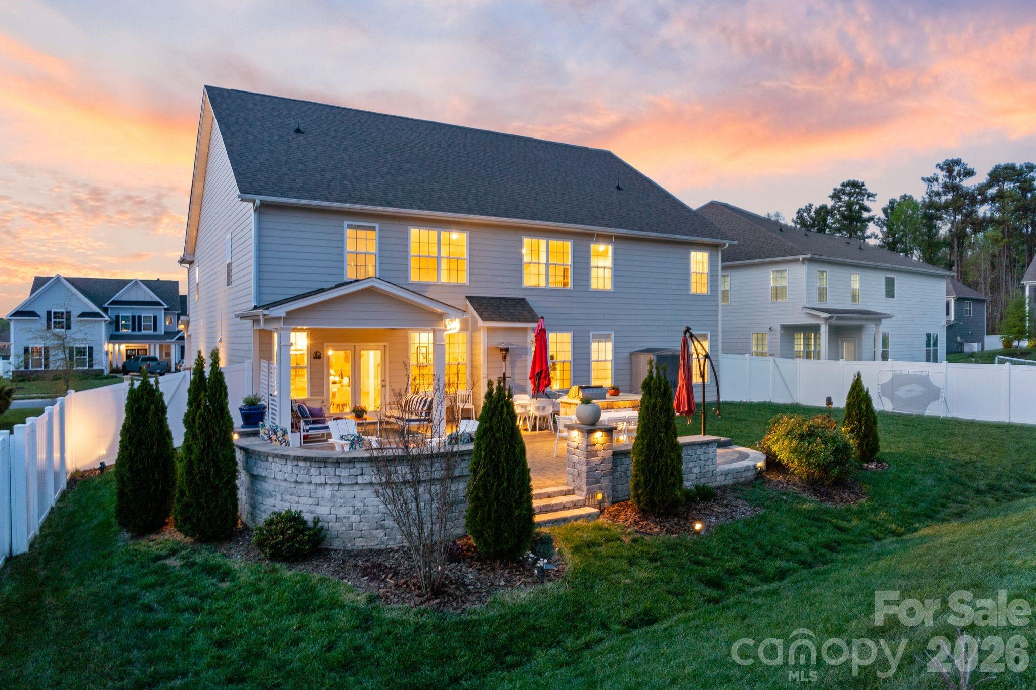 2111 Lapalma Trace — Lake Wylie