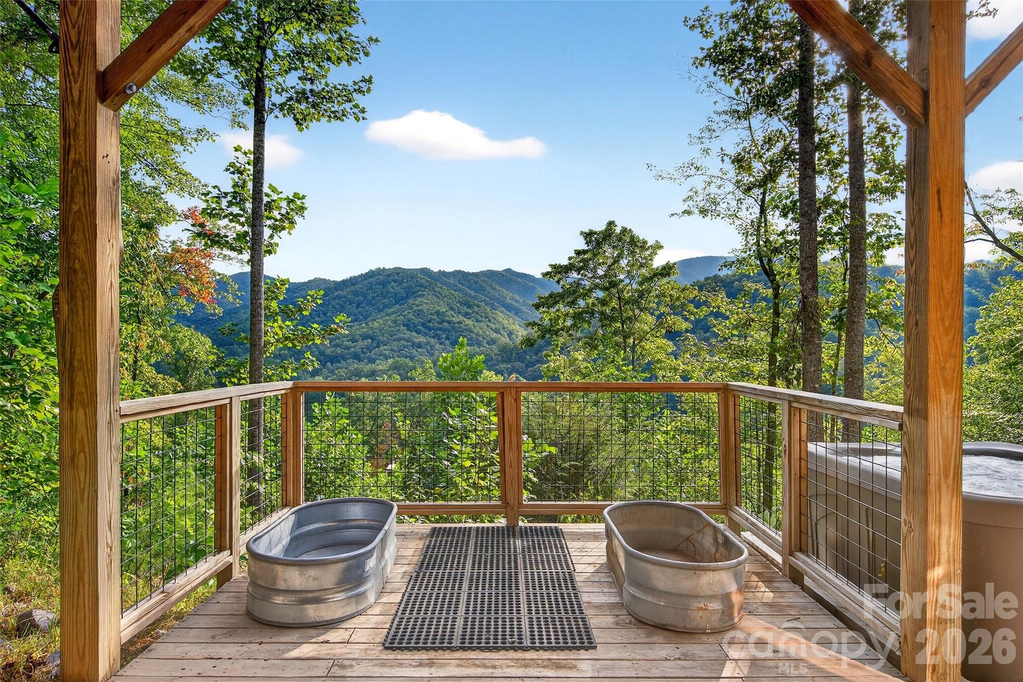8032 Buck Creek Road — Marion