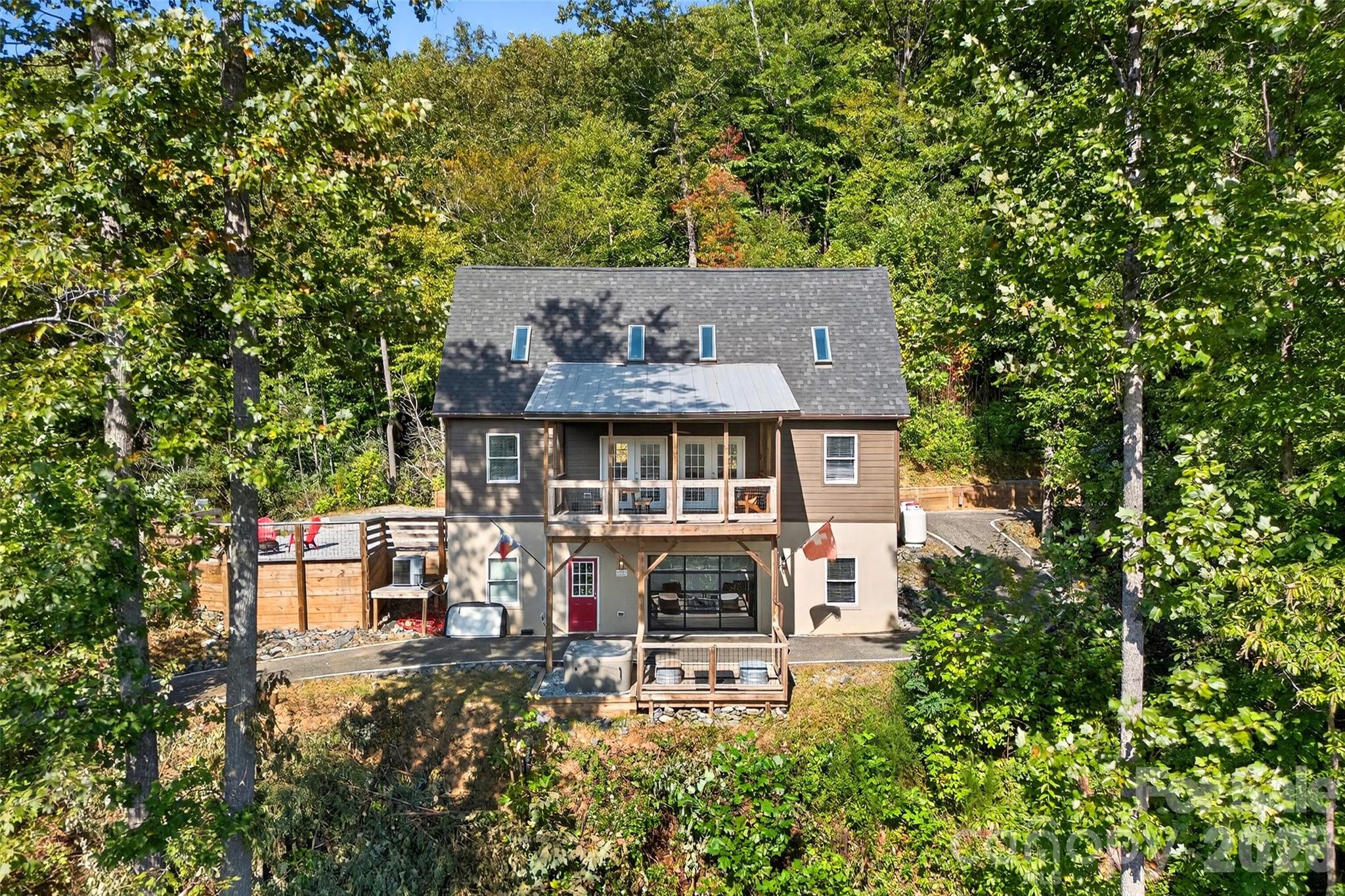 8032 Buck Creek Road — Marion
