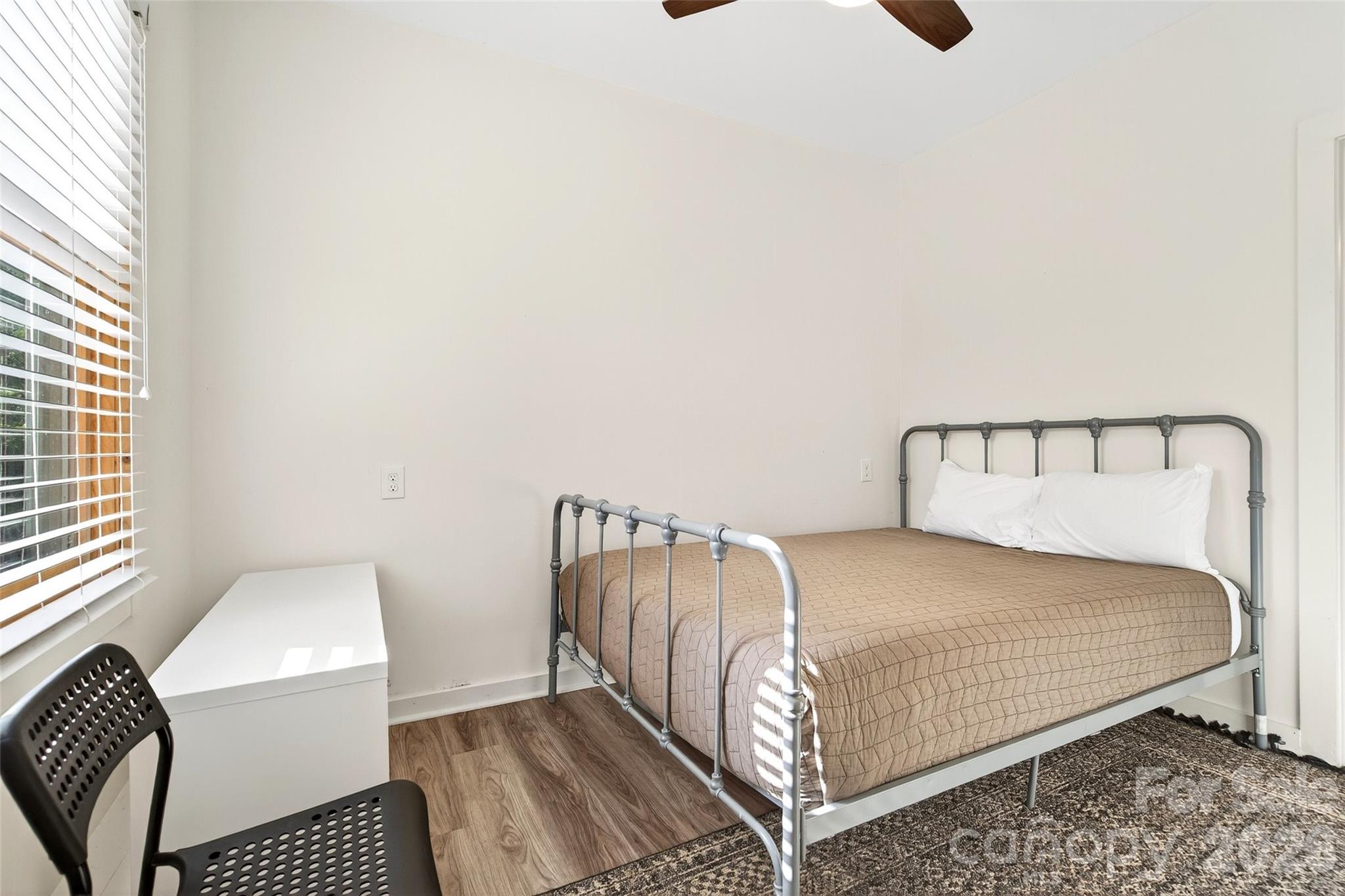 8032 Buck Creek Road — Marion