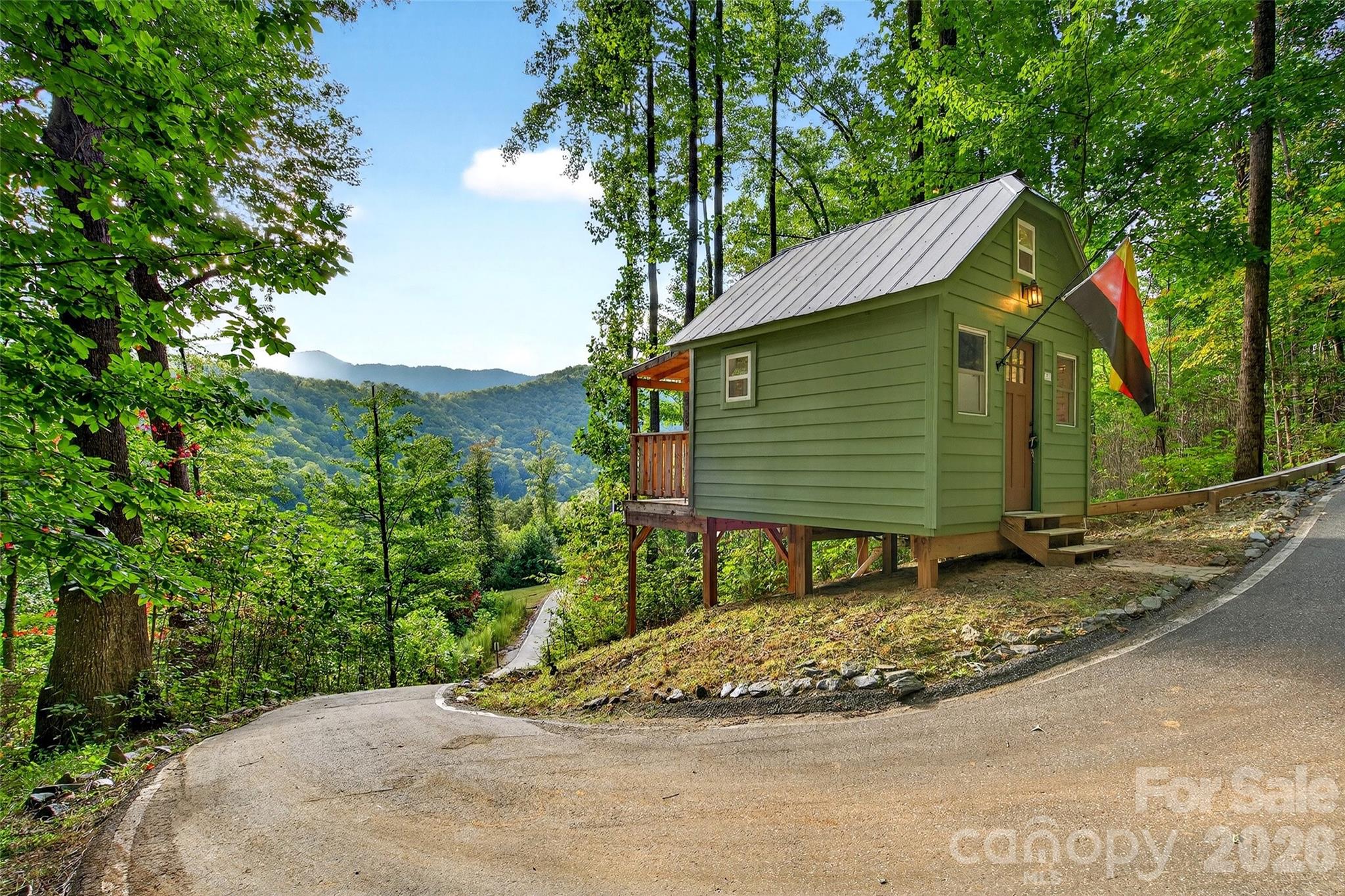 8032 Buck Creek Road — Marion