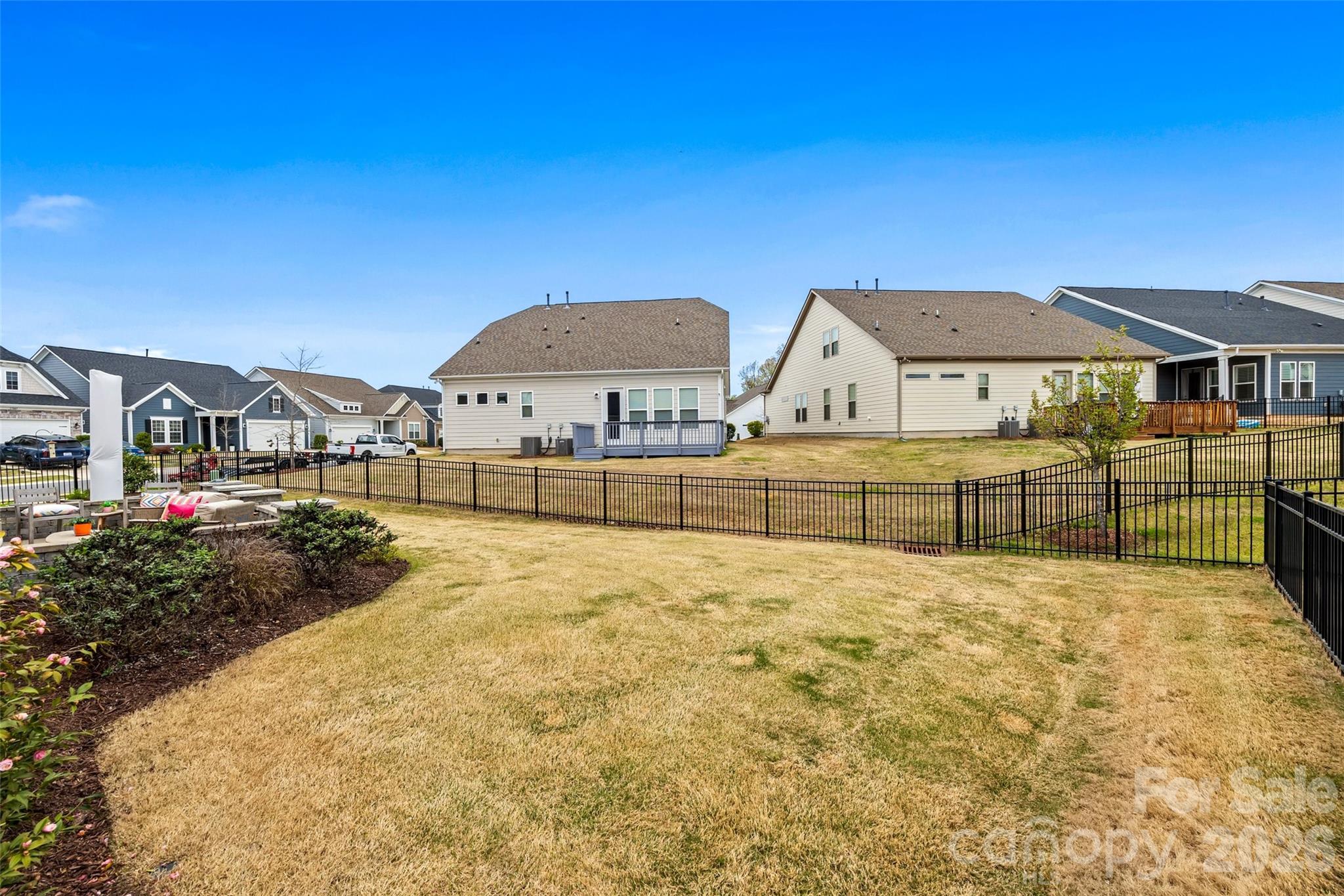 16016 Tulloch Road — Charlotte