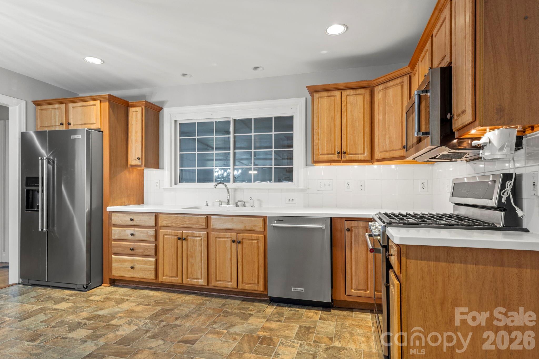 6116 Old Providence Road — Charlotte