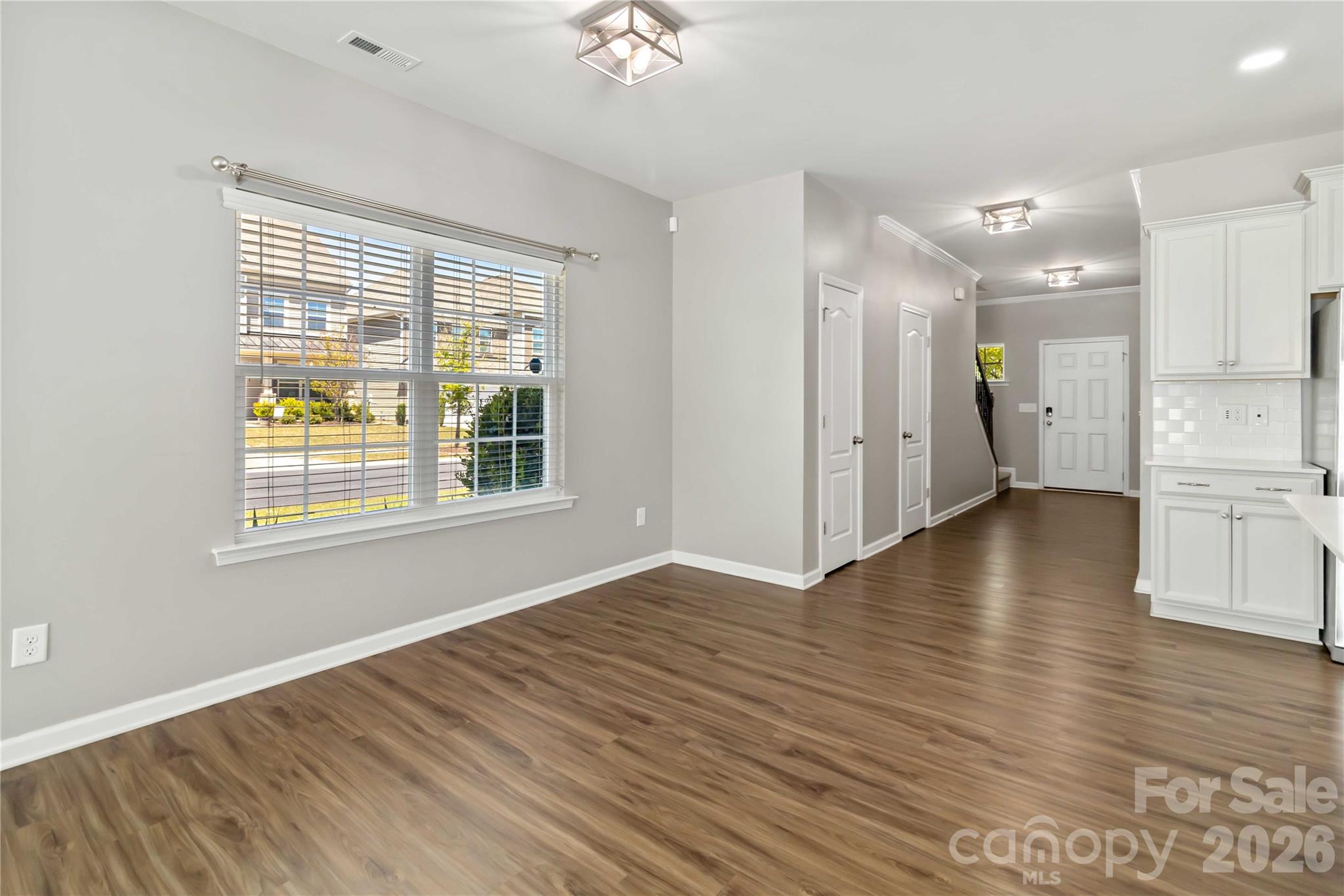 1016 Loggerhead Drive — Lancaster