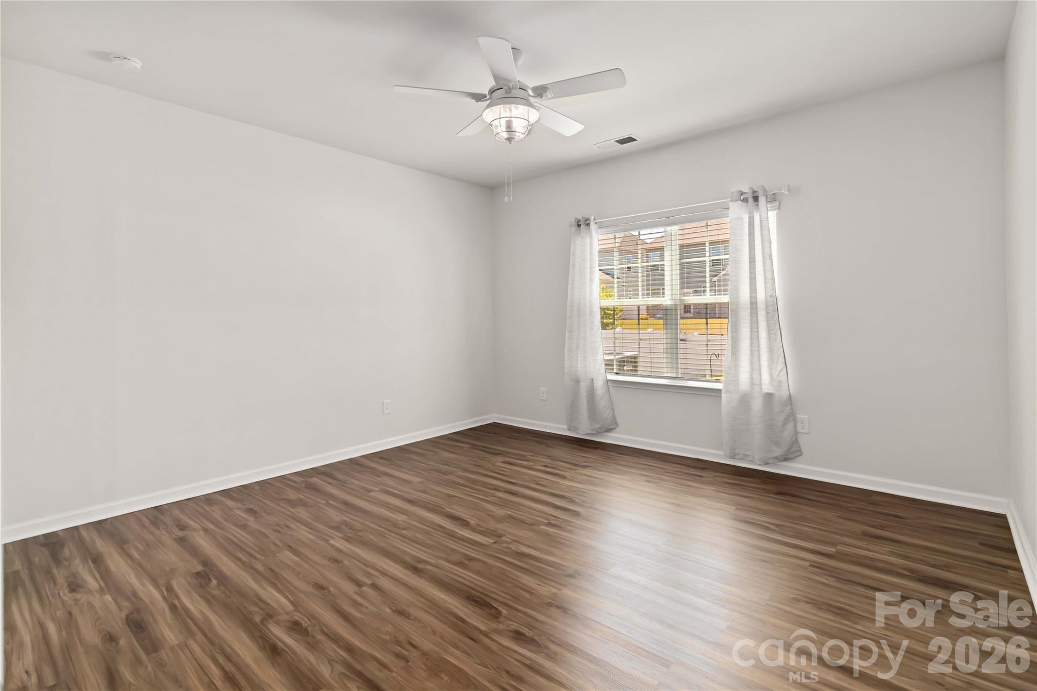 1016 Loggerhead Drive — Lancaster