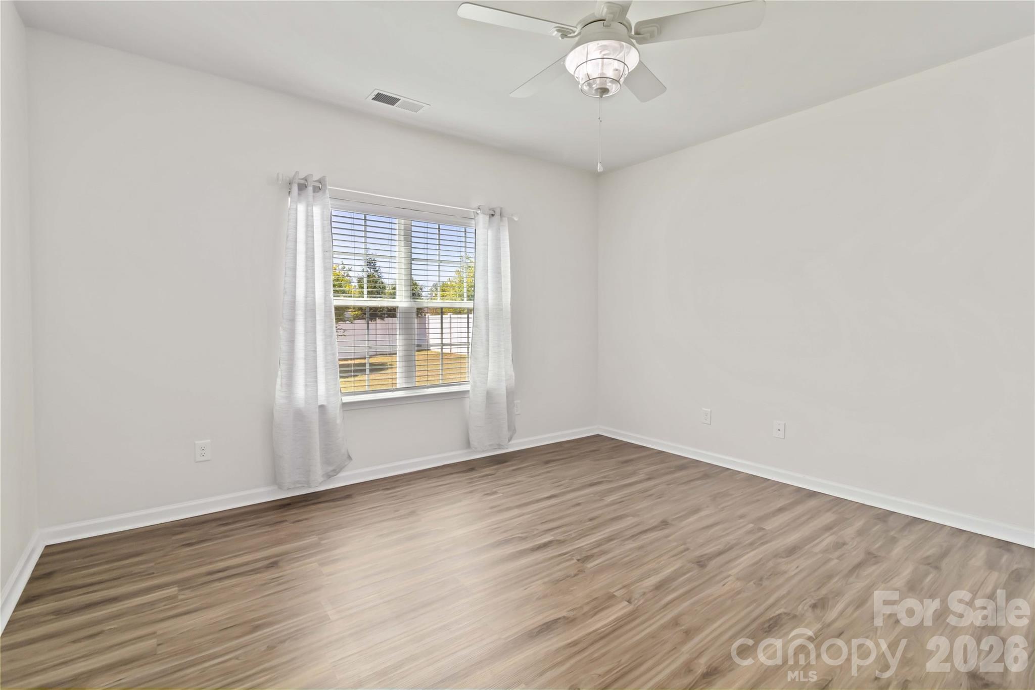 1016 Loggerhead Drive — Lancaster