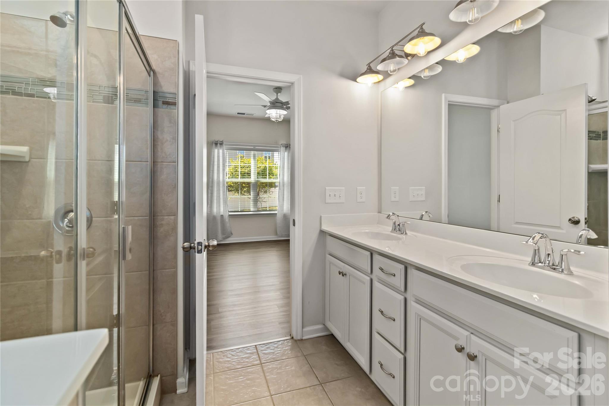 1016 Loggerhead Drive — Lancaster