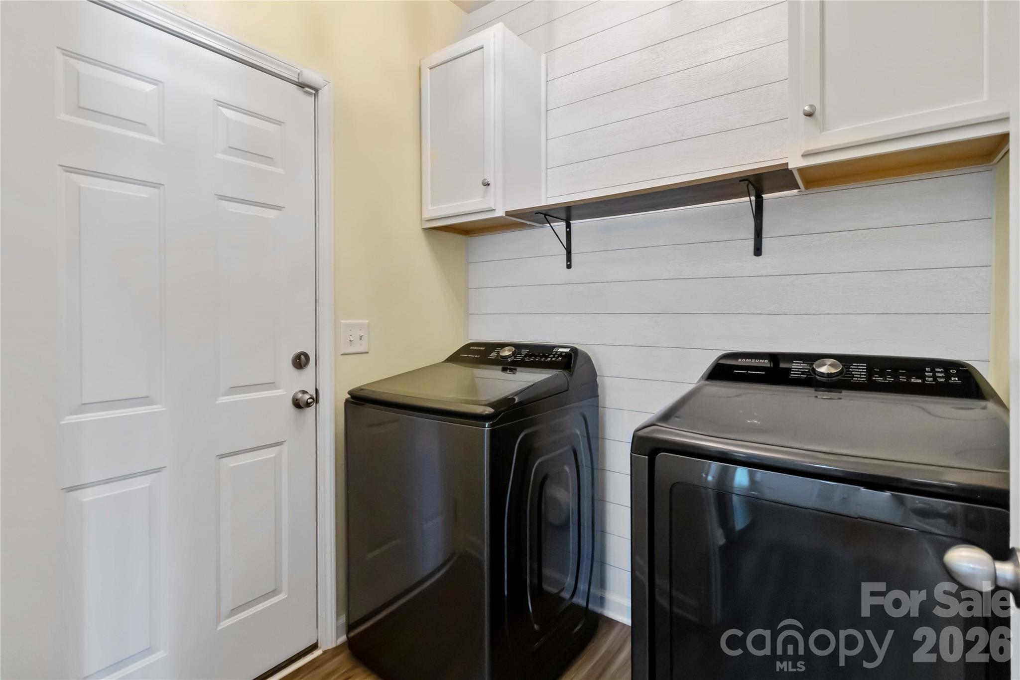 1016 Loggerhead Drive — Lancaster
