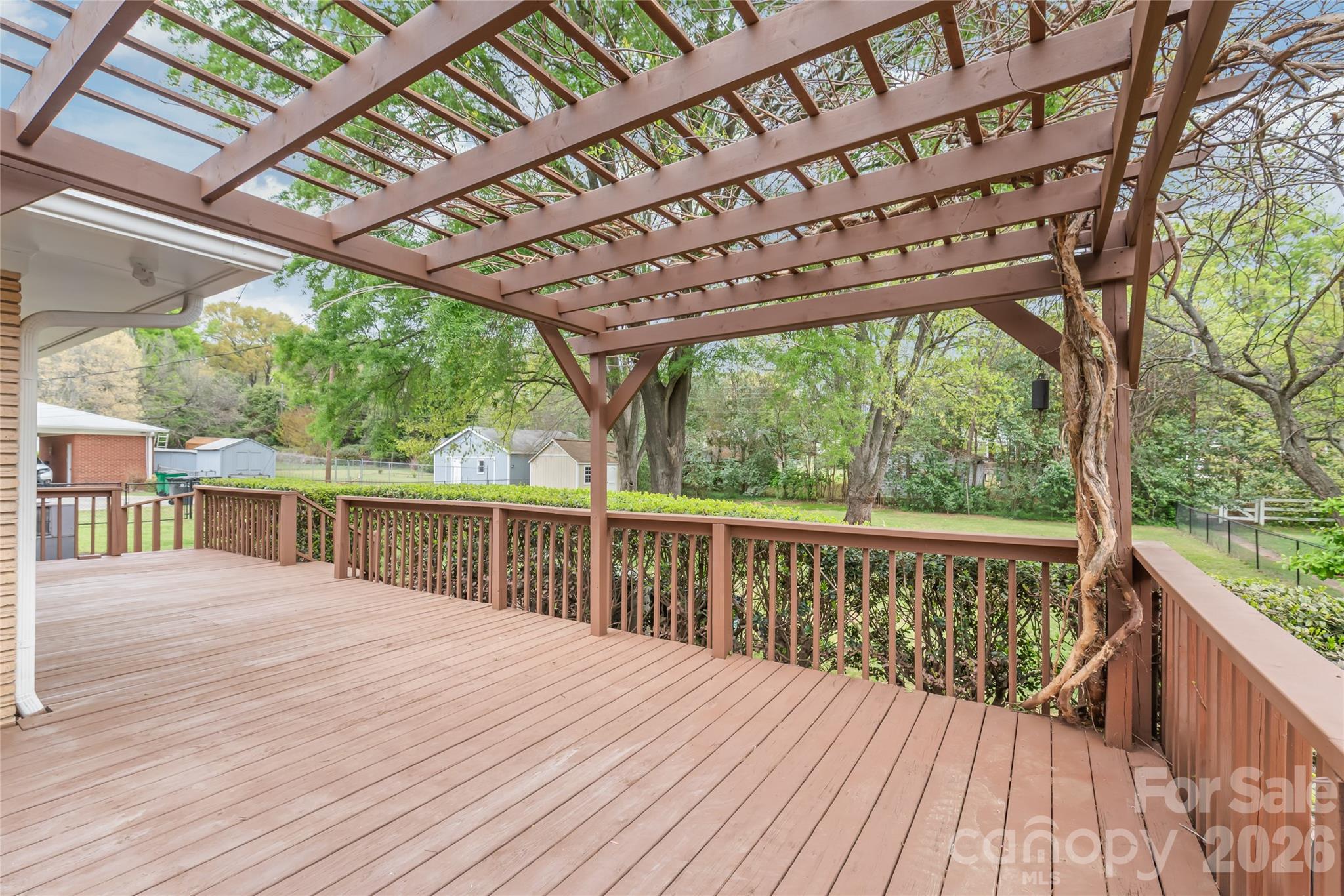 7537 Monroe Road — Charlotte