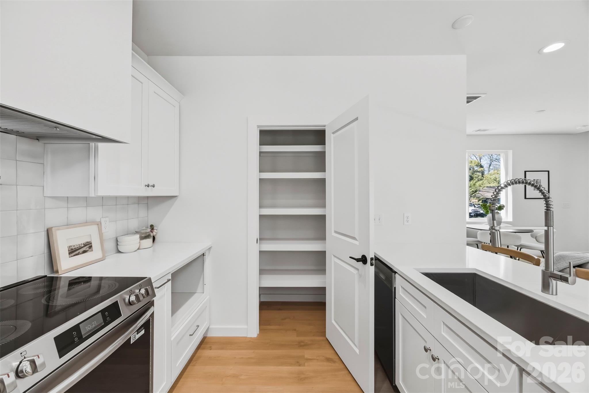 1037 Garringer Place — Charlotte