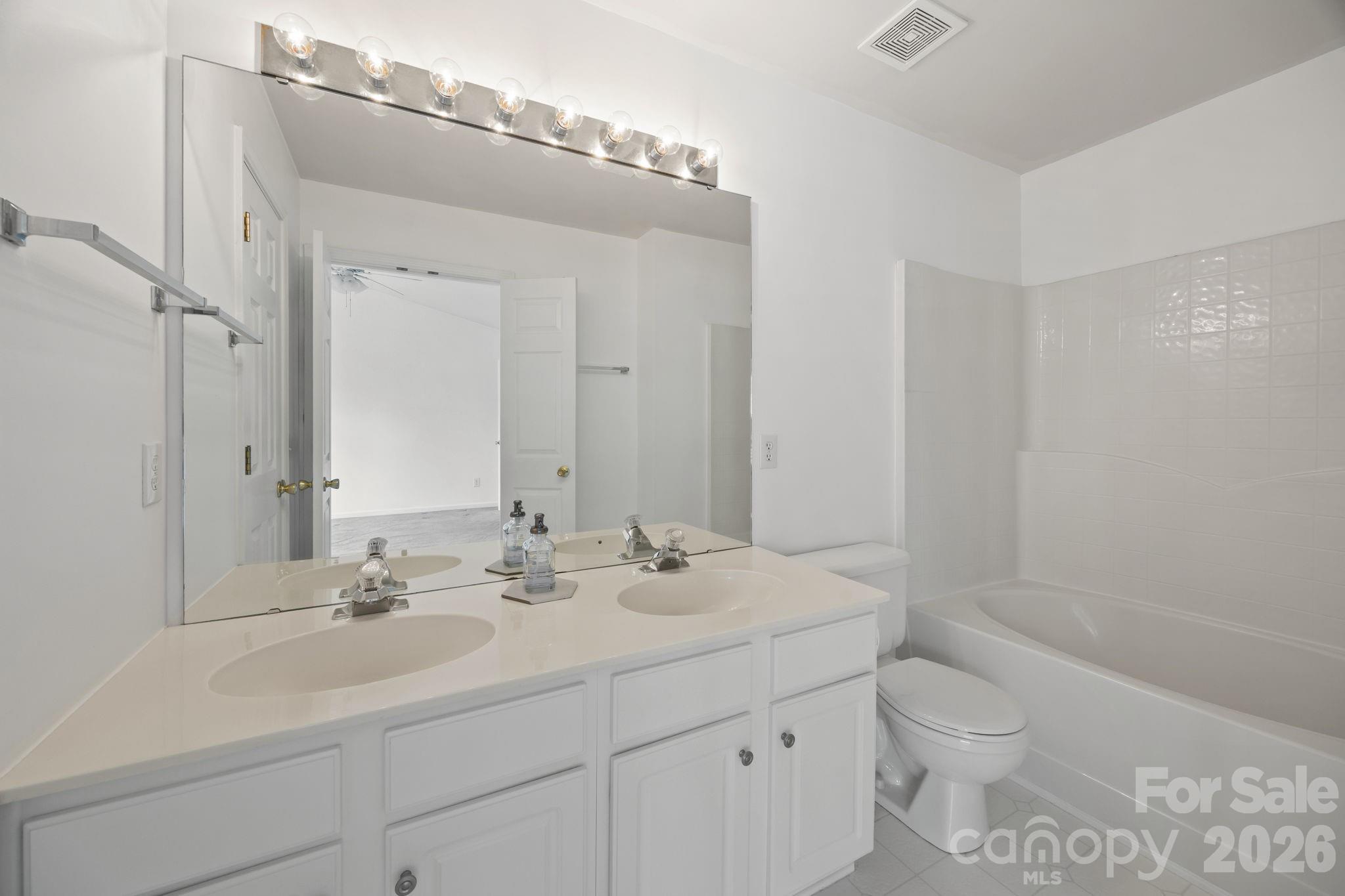 3228 Mannington Drive — Charlotte
