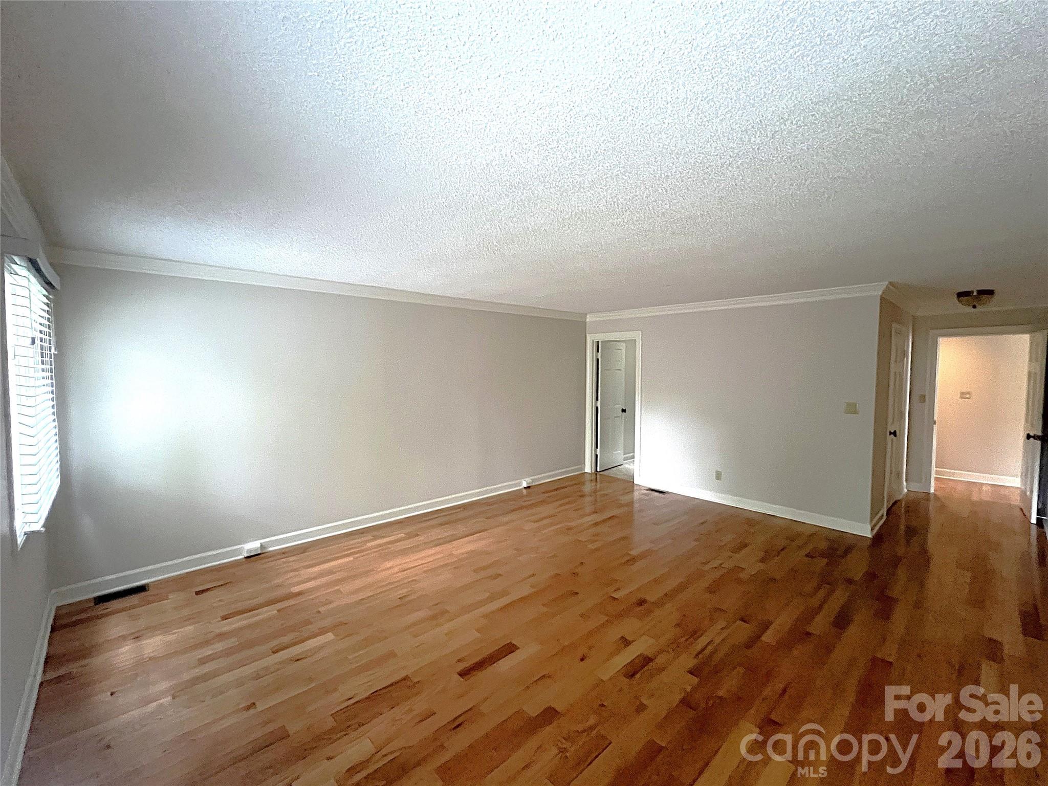 108 Glenbrook Drive — Hendersonville
