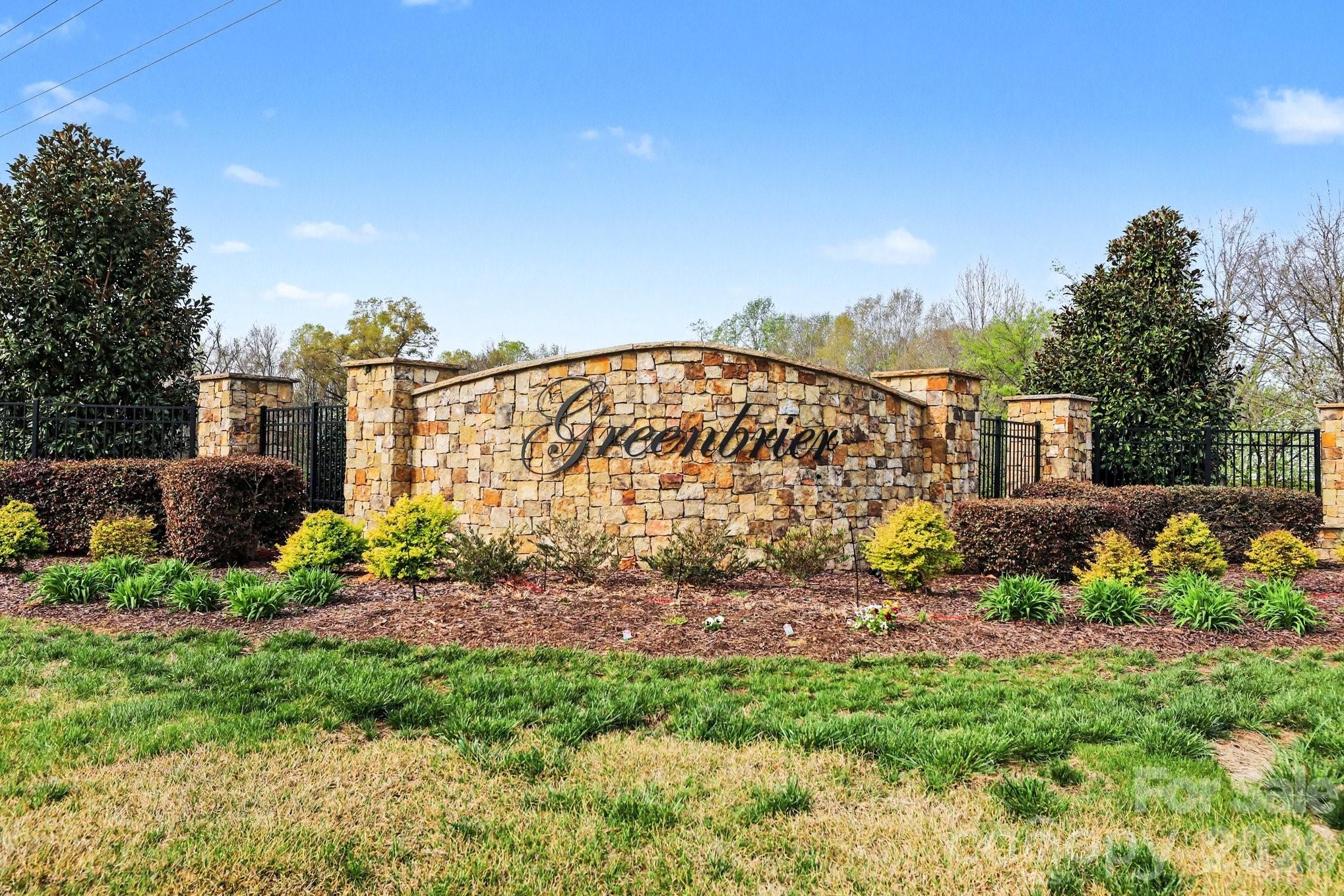 1300 Oakhurst Drive — Waxhaw