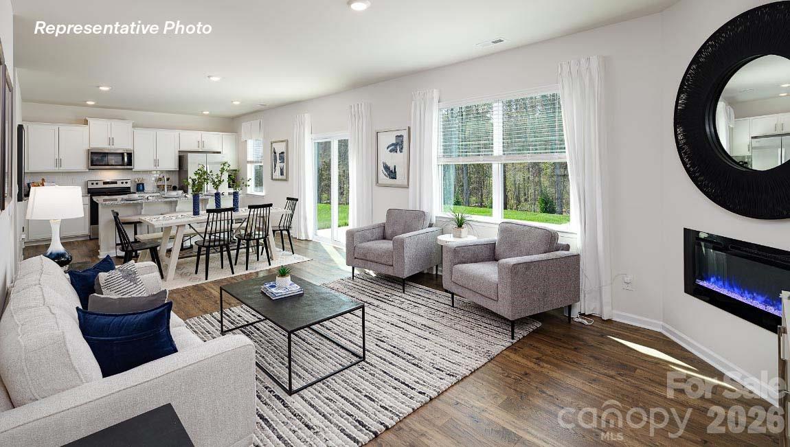 1421 Orchid Lane — Richburg